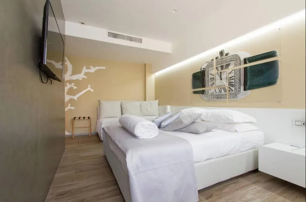 Bedroom, Bed in Ginevra Rooms