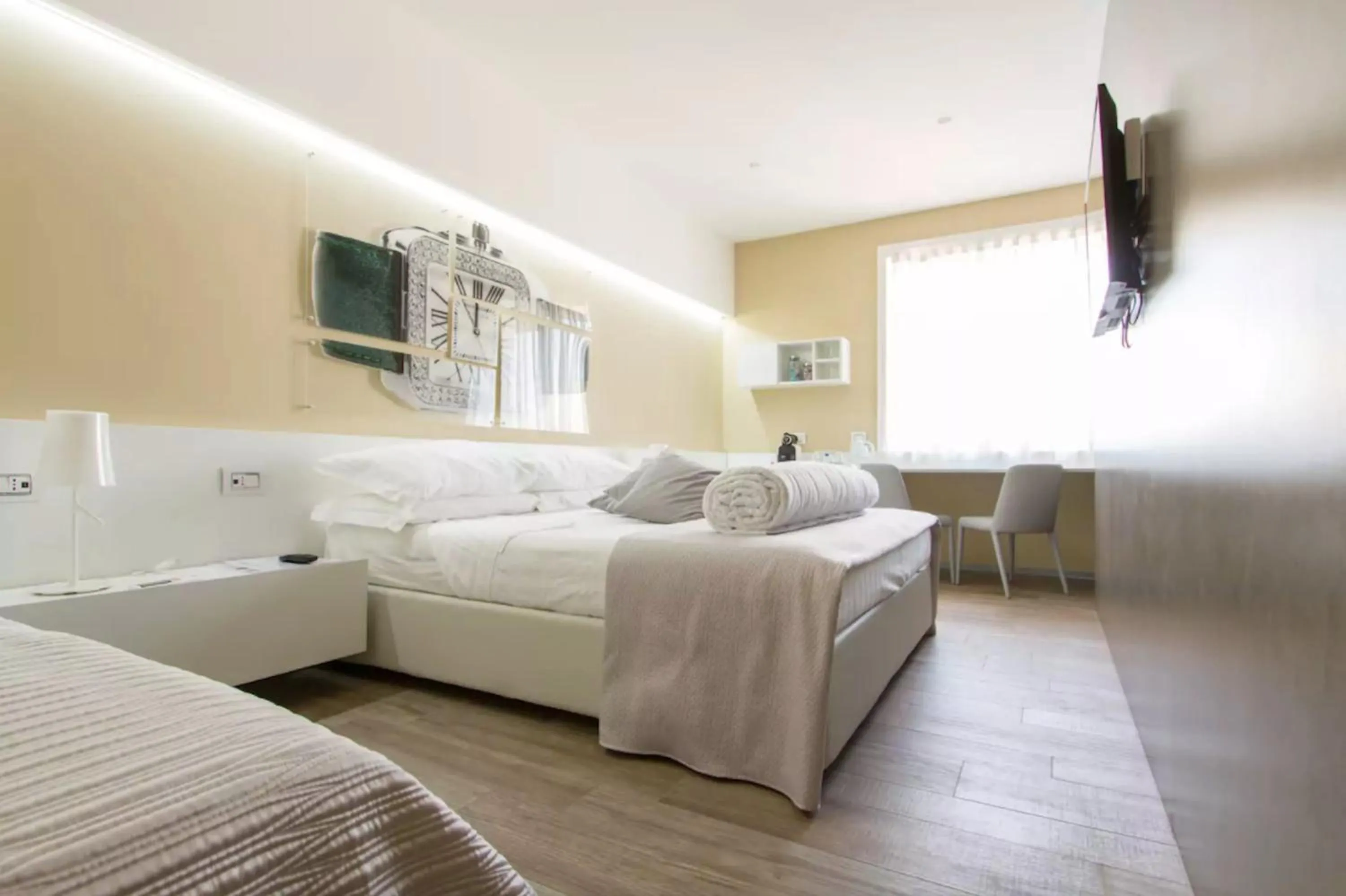 TV and multimedia, Bed in Ginevra Rooms