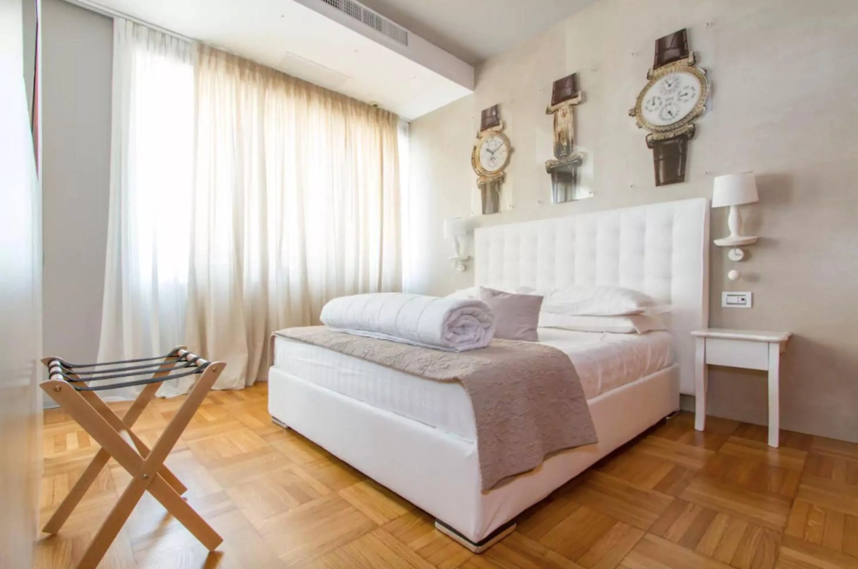 Bedroom, Bed in Ginevra Rooms