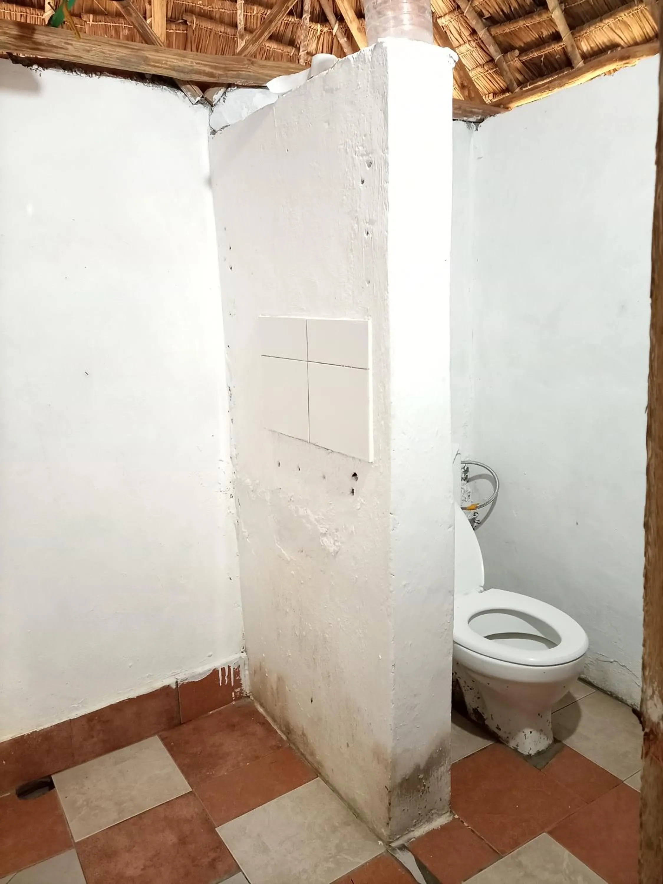 Property building in Mida Creek Eco Camp