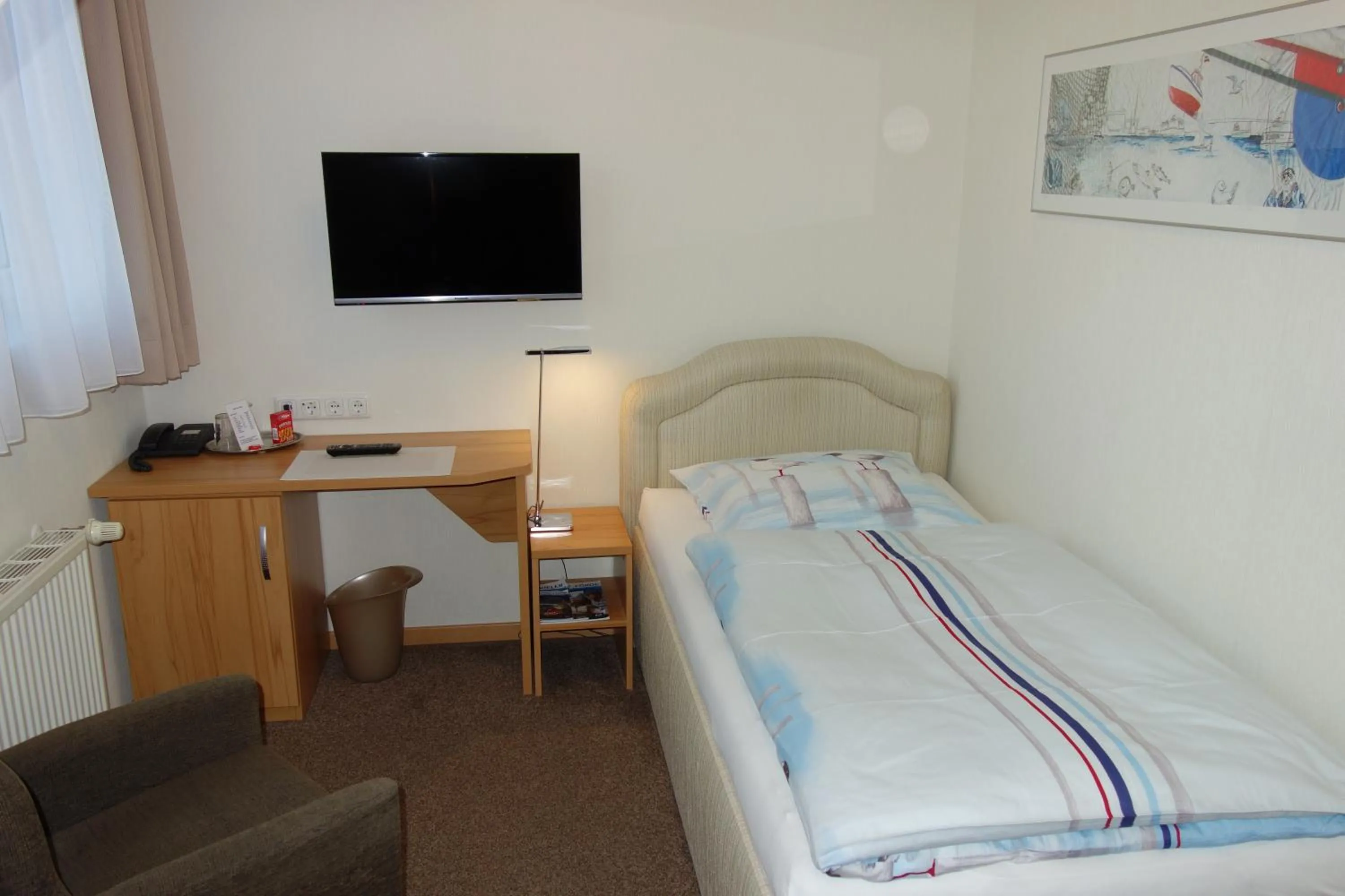 Photo of the whole room, Bed in Hotel Gode Wind