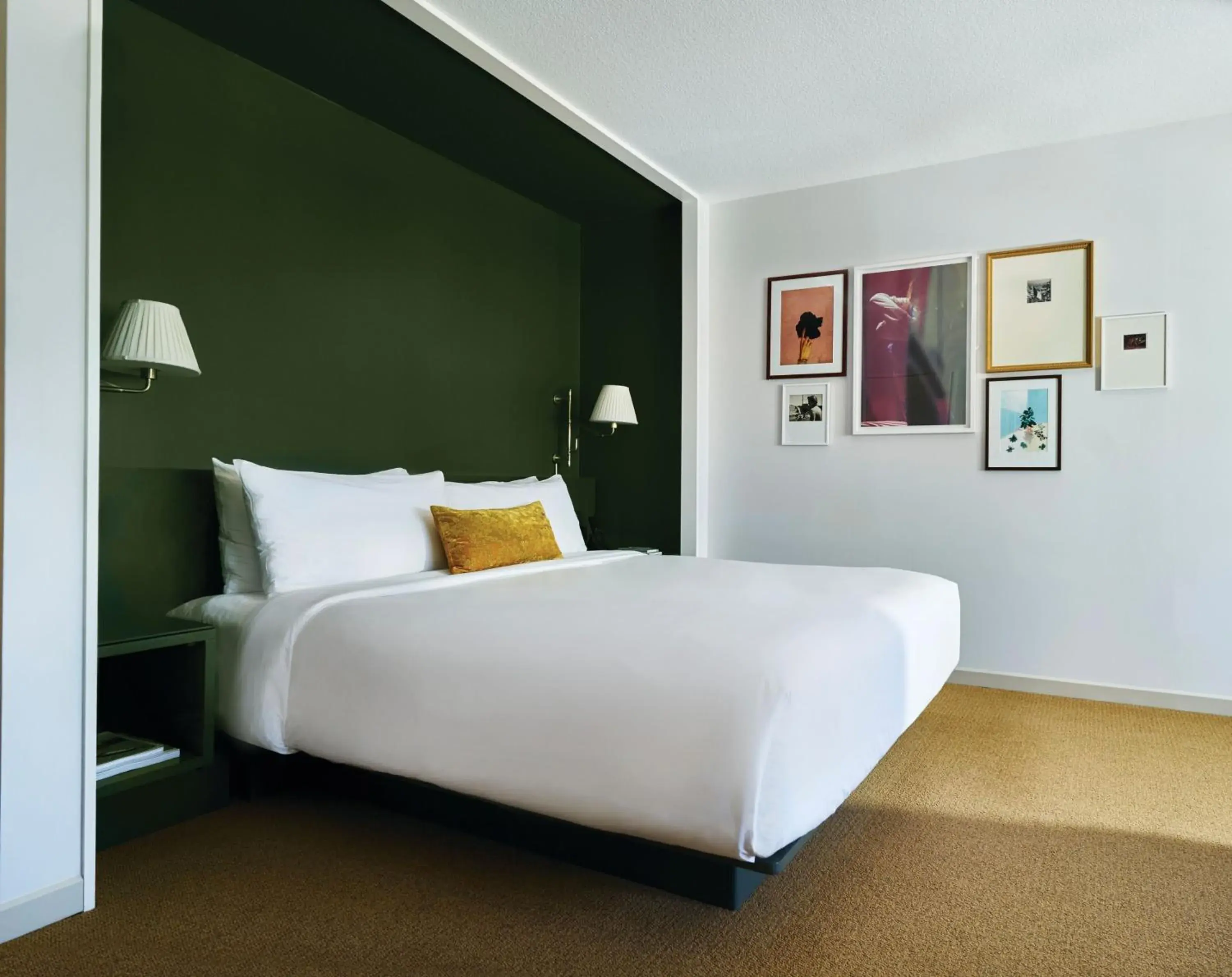 Photo of the whole room, Bed in Park MGM Las Vegas Photo of the whole room, Bed in Park MGM Las Vegas