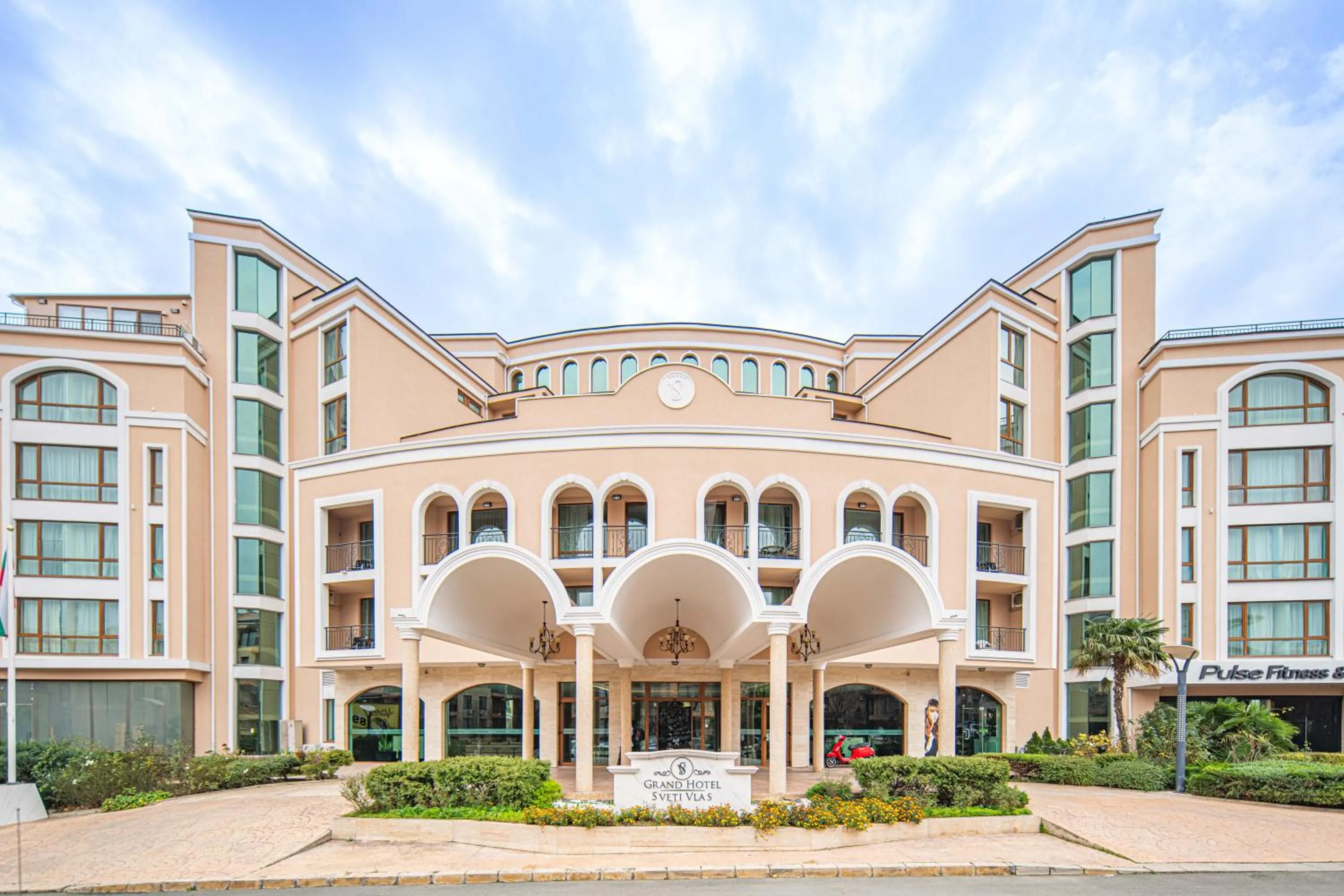 Property building in Grand Hotel Sveti Vlas - Fitness & SPA Hotel