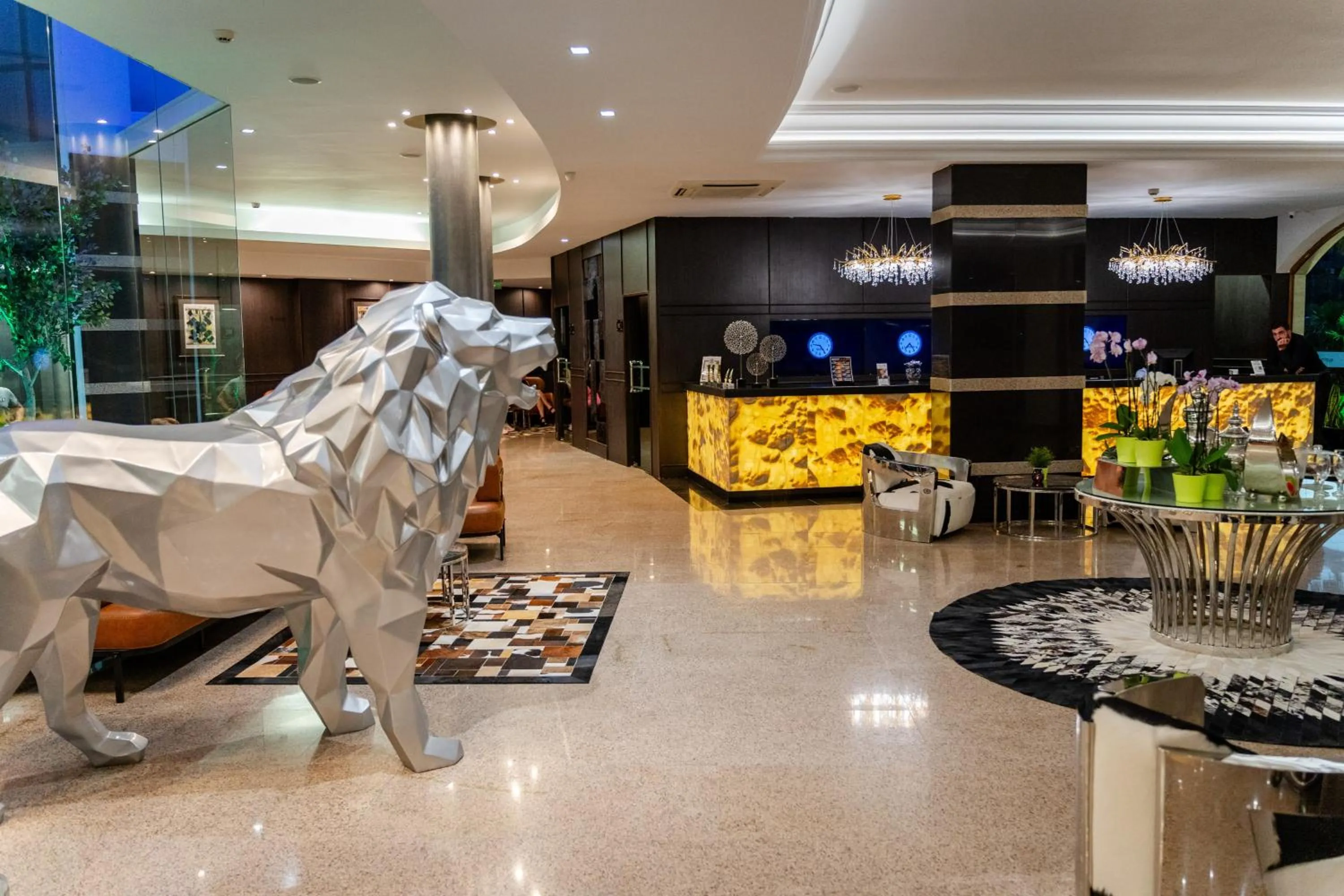 Lobby or reception in Grand Hotel Sveti Vlas - Fitness & SPA Hotel