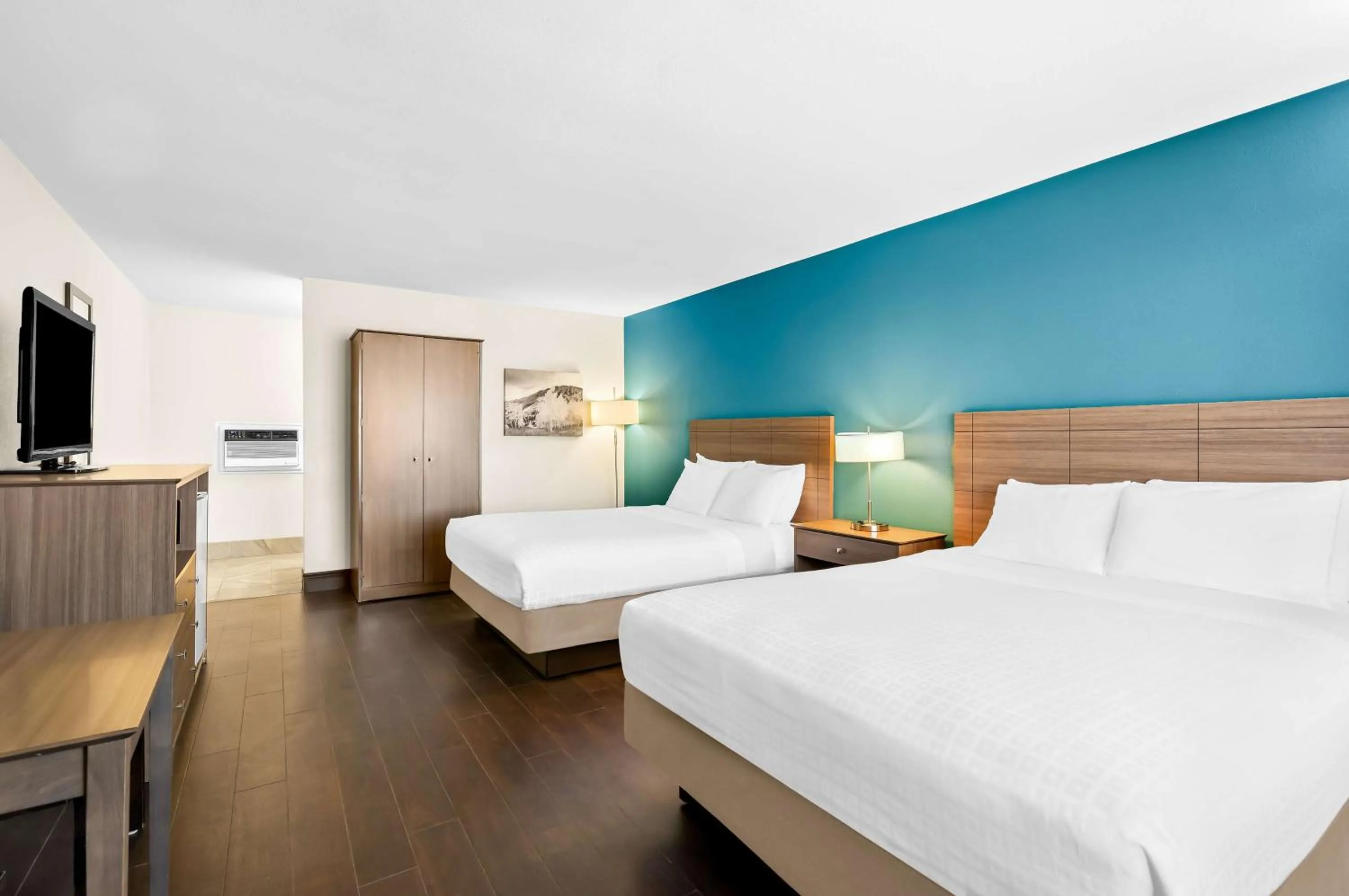 Bedroom, Bed in Best Western Paradise Inn