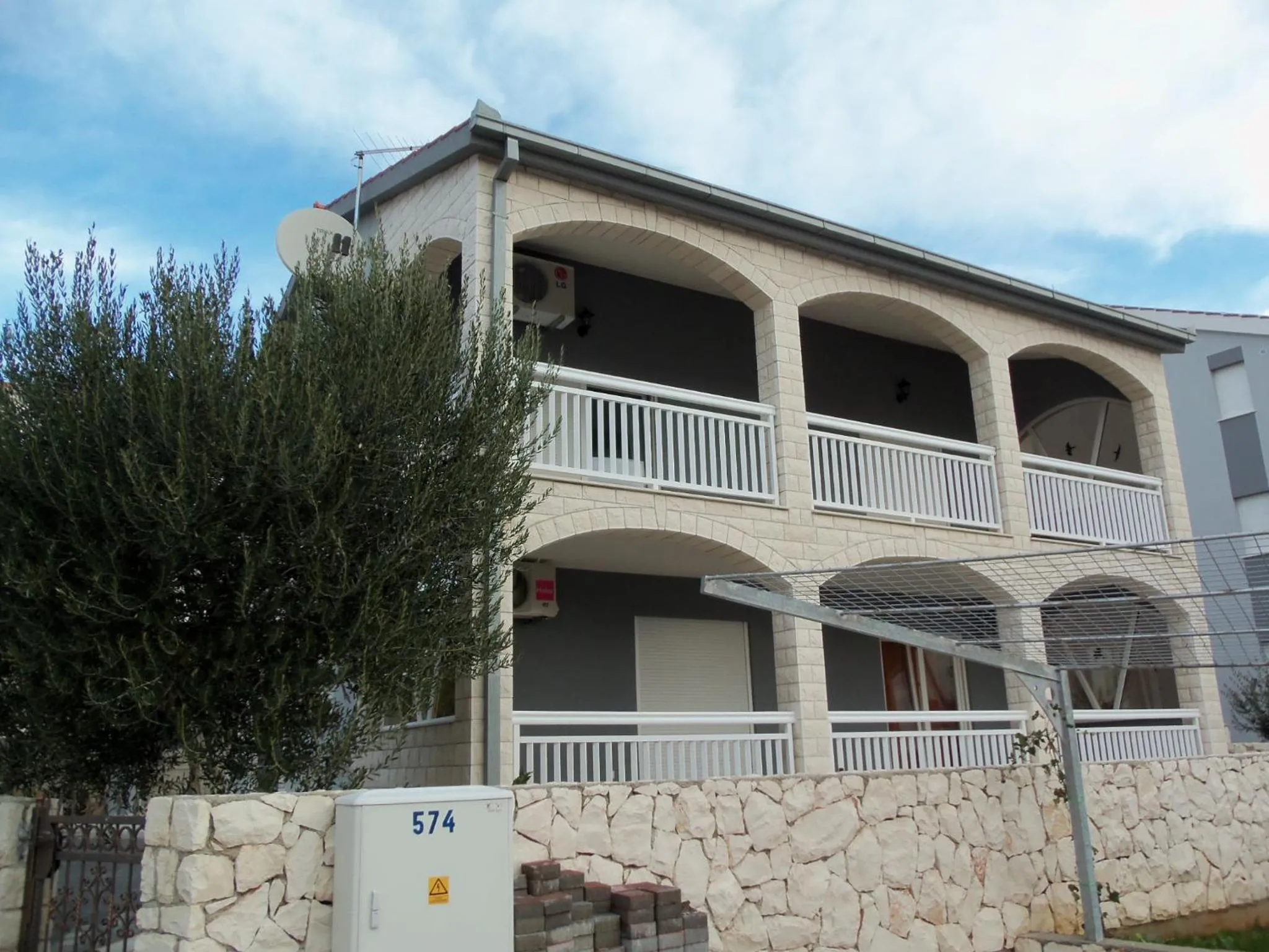 Apartment Elena
