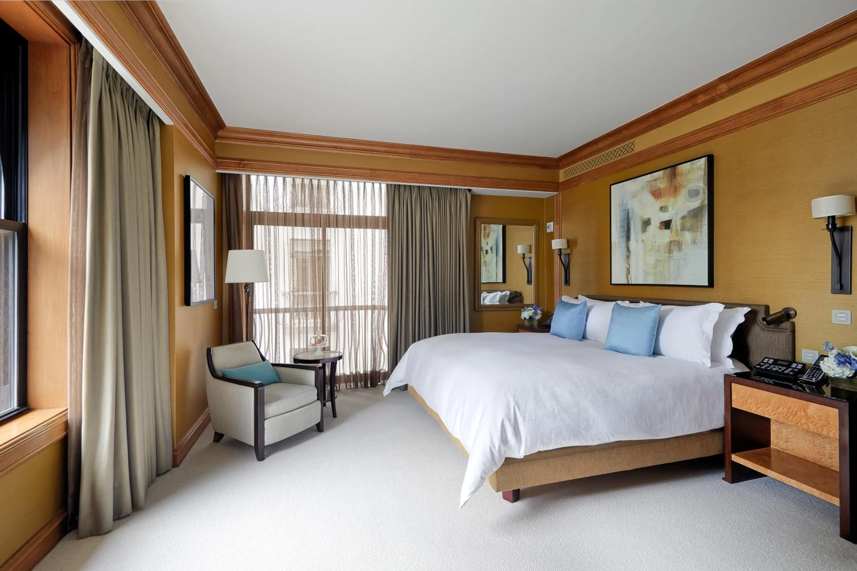 Bedroom, Bed in The Peninsula New York