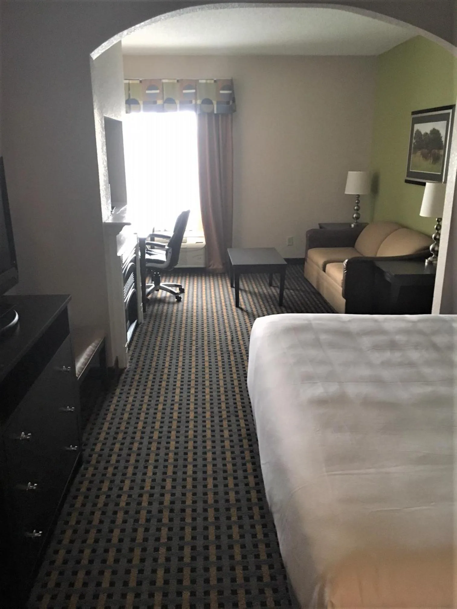 Living room, Bed in Comfort Inn & Suites Asheboro East