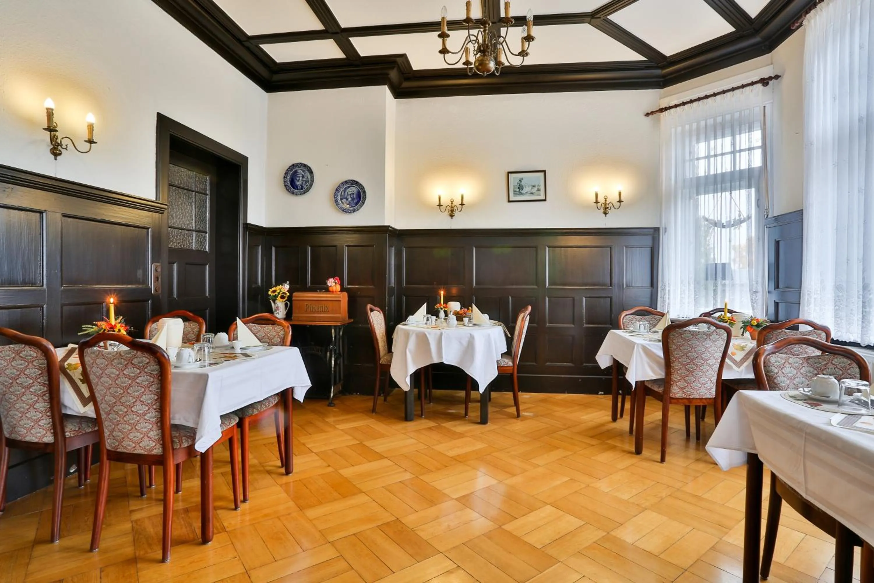 Restaurant/places to eat in Hotel & Pension Villa Camenz