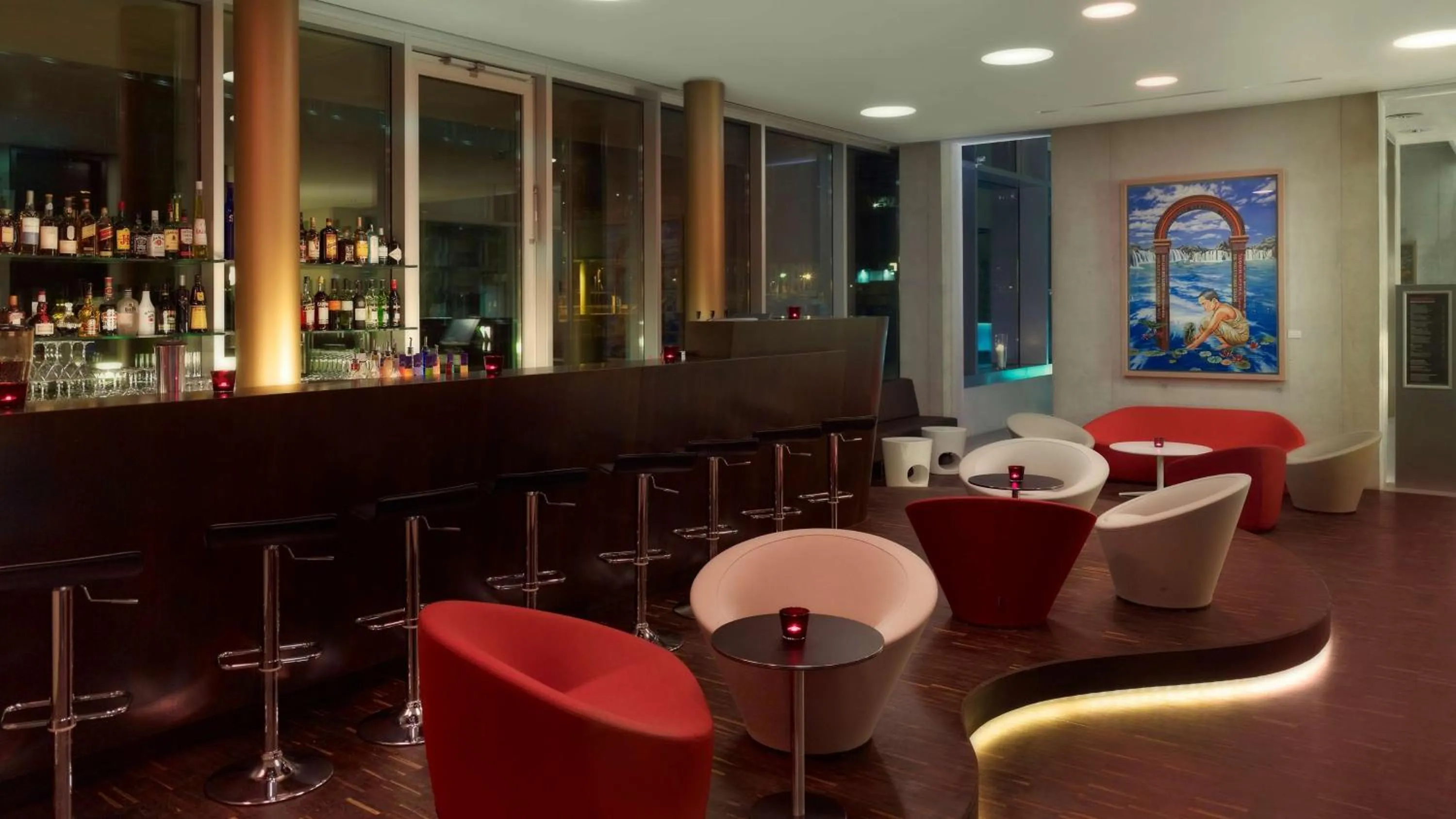 Lounge or bar in art'otel cologne, Powered by Radisson Hotels