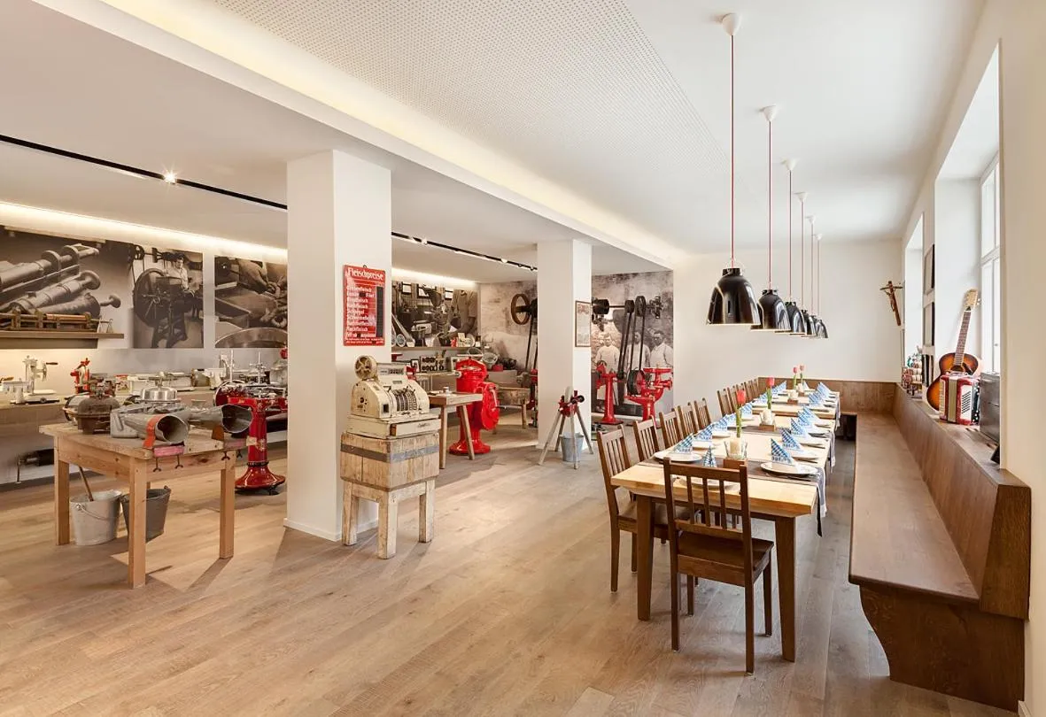 Restaurant/places to eat in WITTMANNs