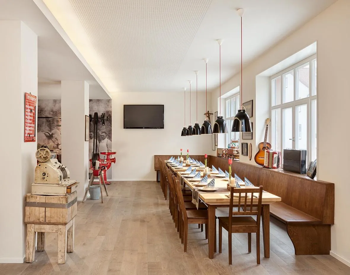 Restaurant/places to eat in WITTMANNs