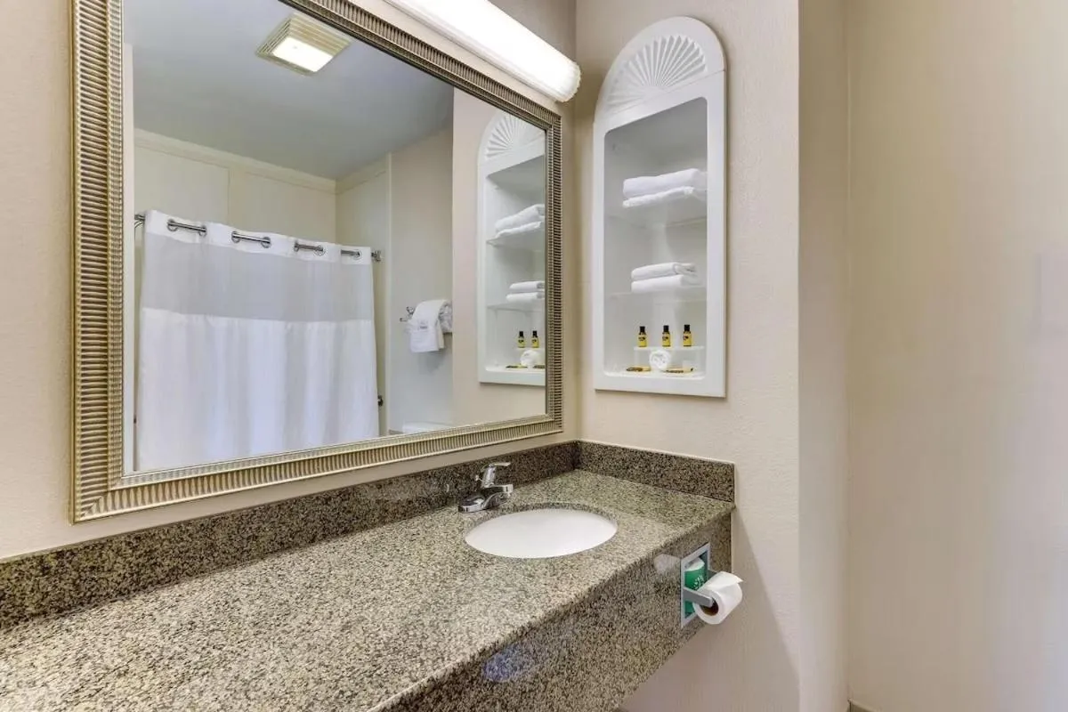 Comfort Inn & Suites Waco Woodway