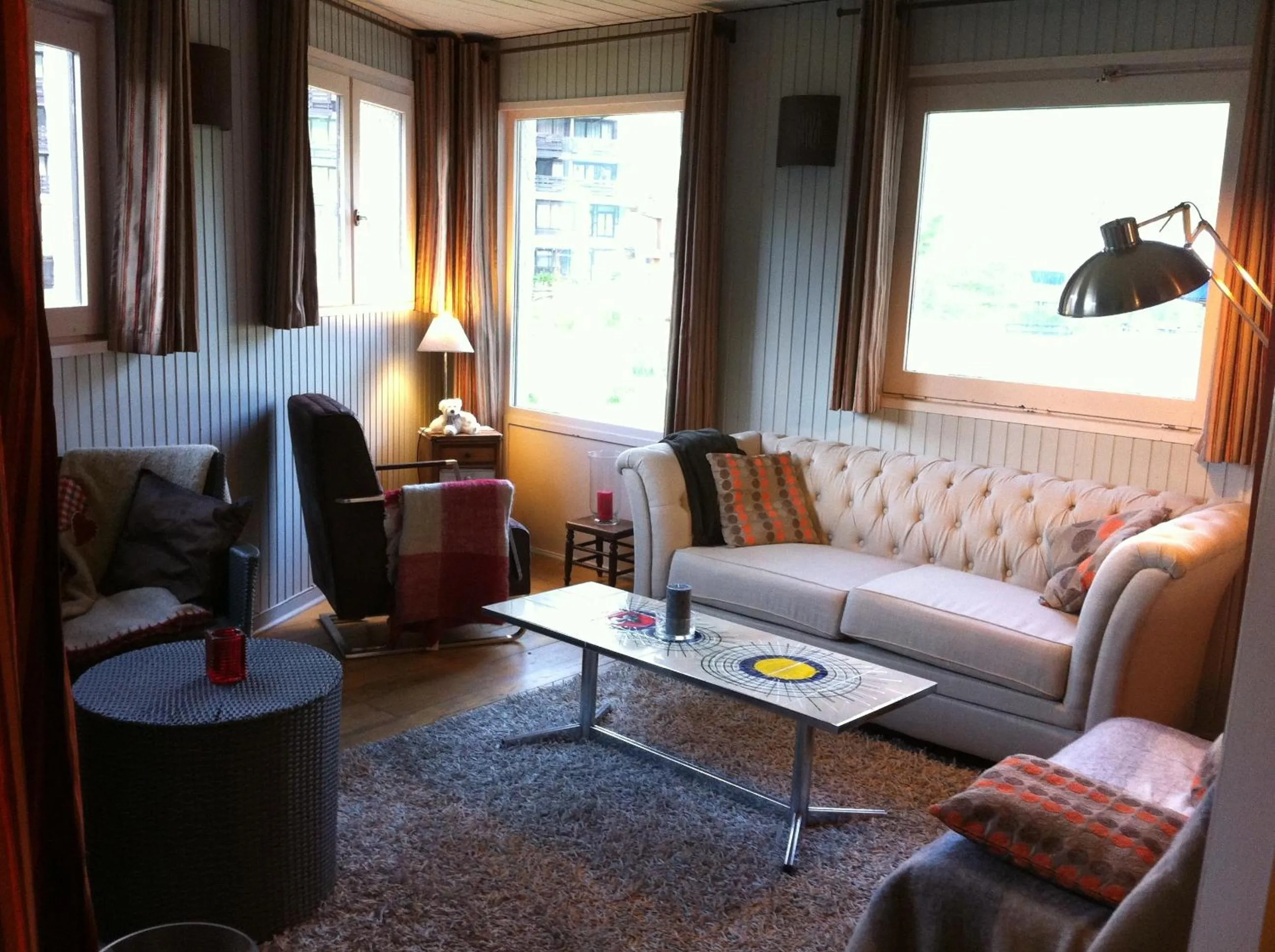 Lounge or bar in Hôtel La Vanoise