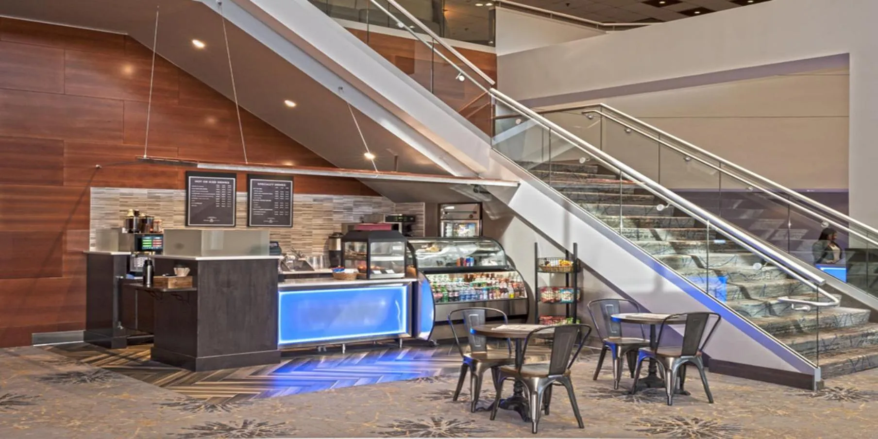 Coffee/tea facilities in Crowne Plaza Suites MSP Airport - Mall of America by IHG