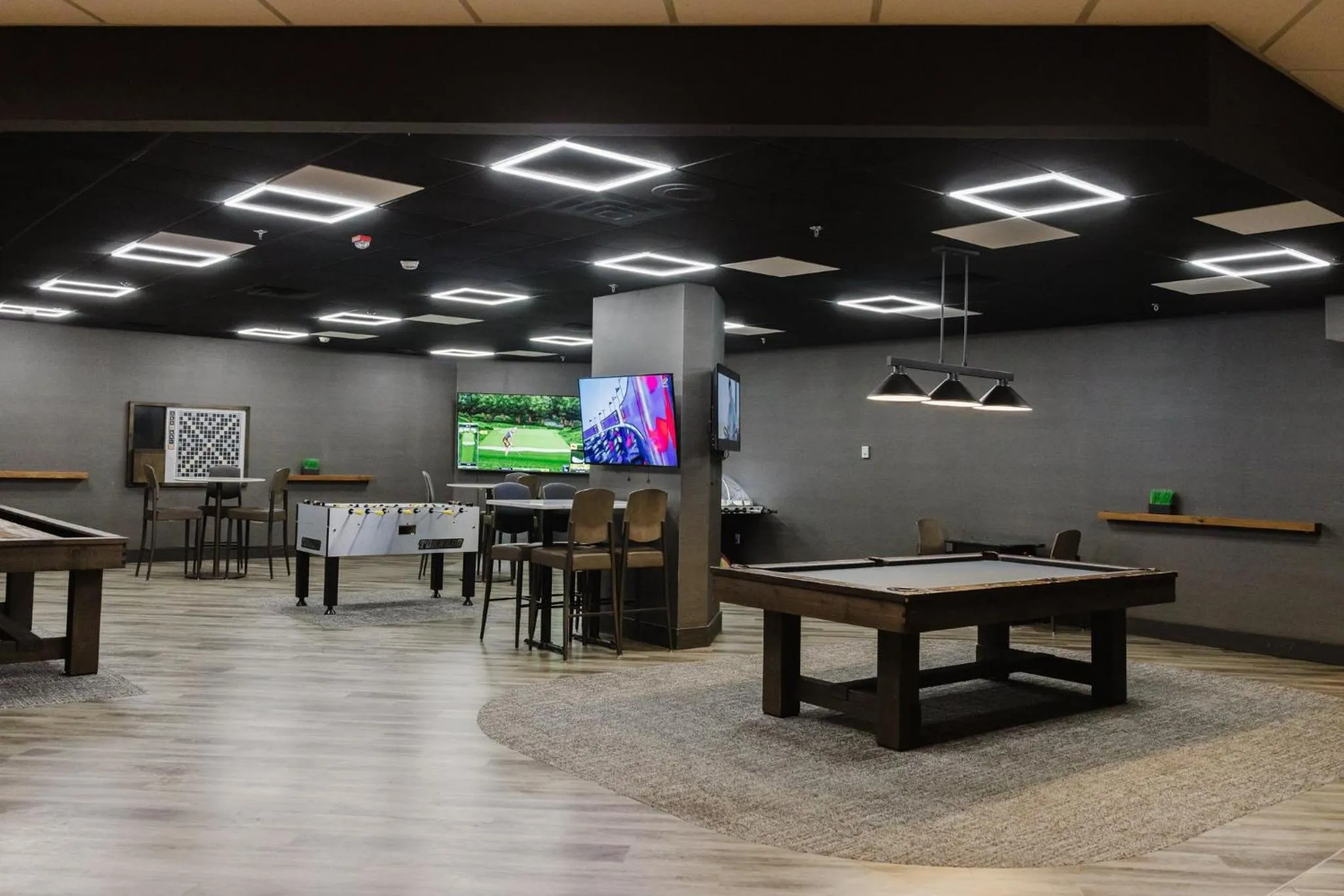 Game Room in Crowne Plaza Suites MSP Airport - Mall of America by IHG