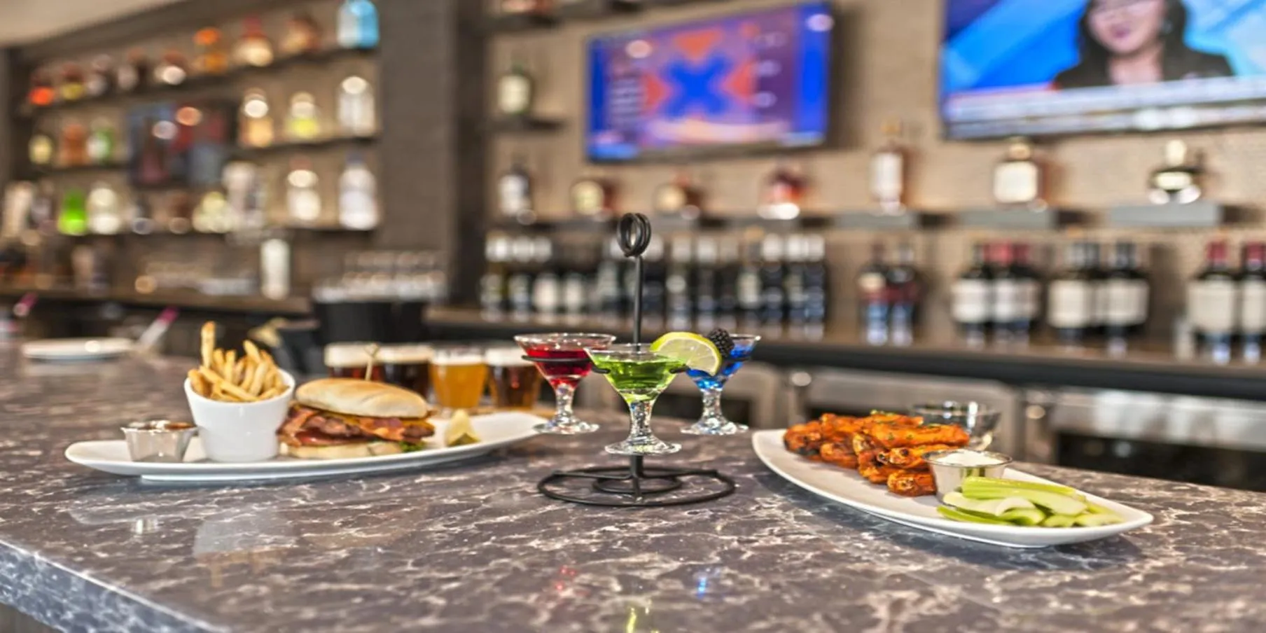 Restaurant/places to eat in Crowne Plaza Suites MSP Airport - Mall of America by IHG