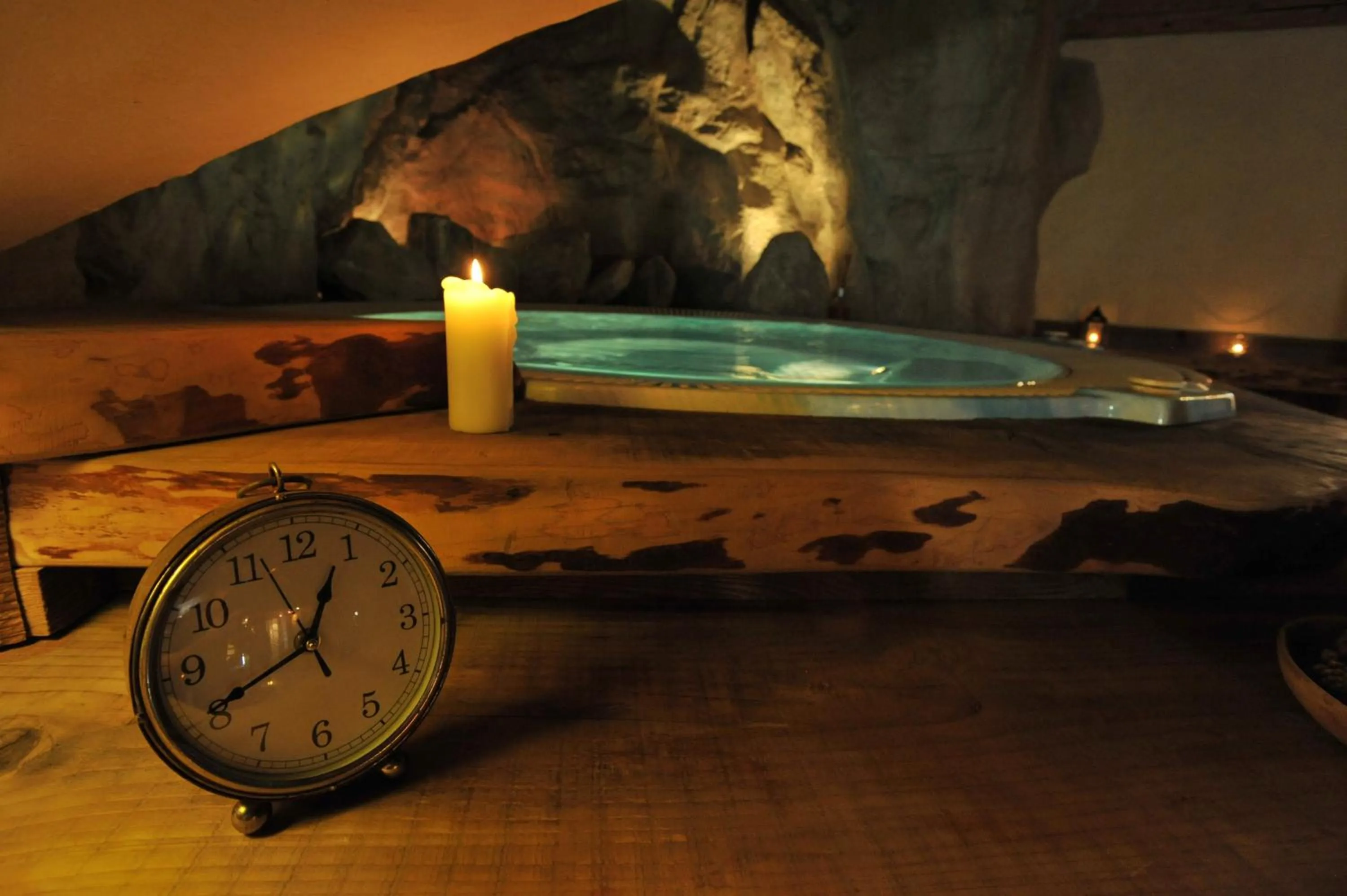 Hot Tub in Hotel Du Grand Paradis - 1899 Auberge Boutique