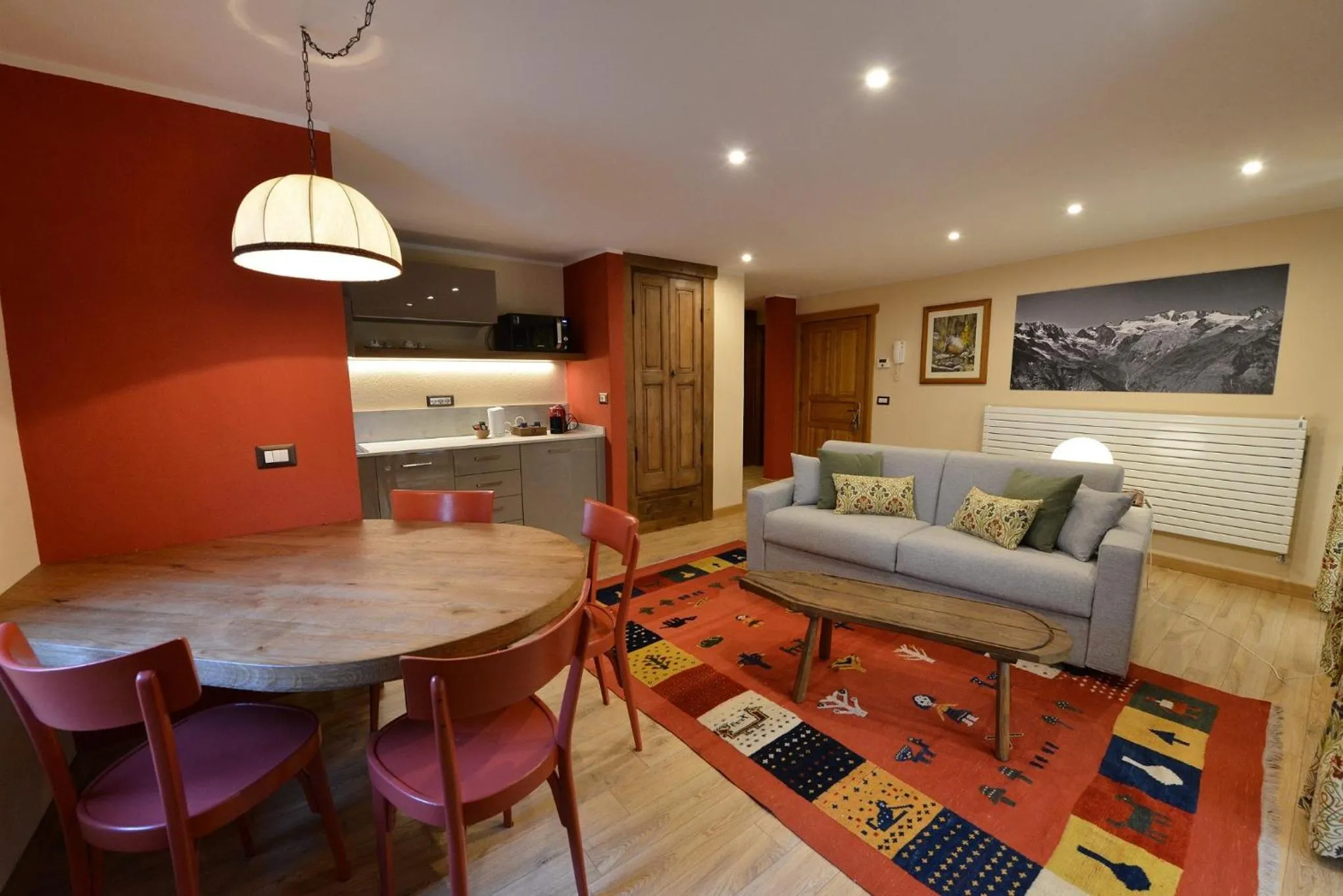 Bed in Hotel Du Grand Paradis - 1899 Auberge Boutique