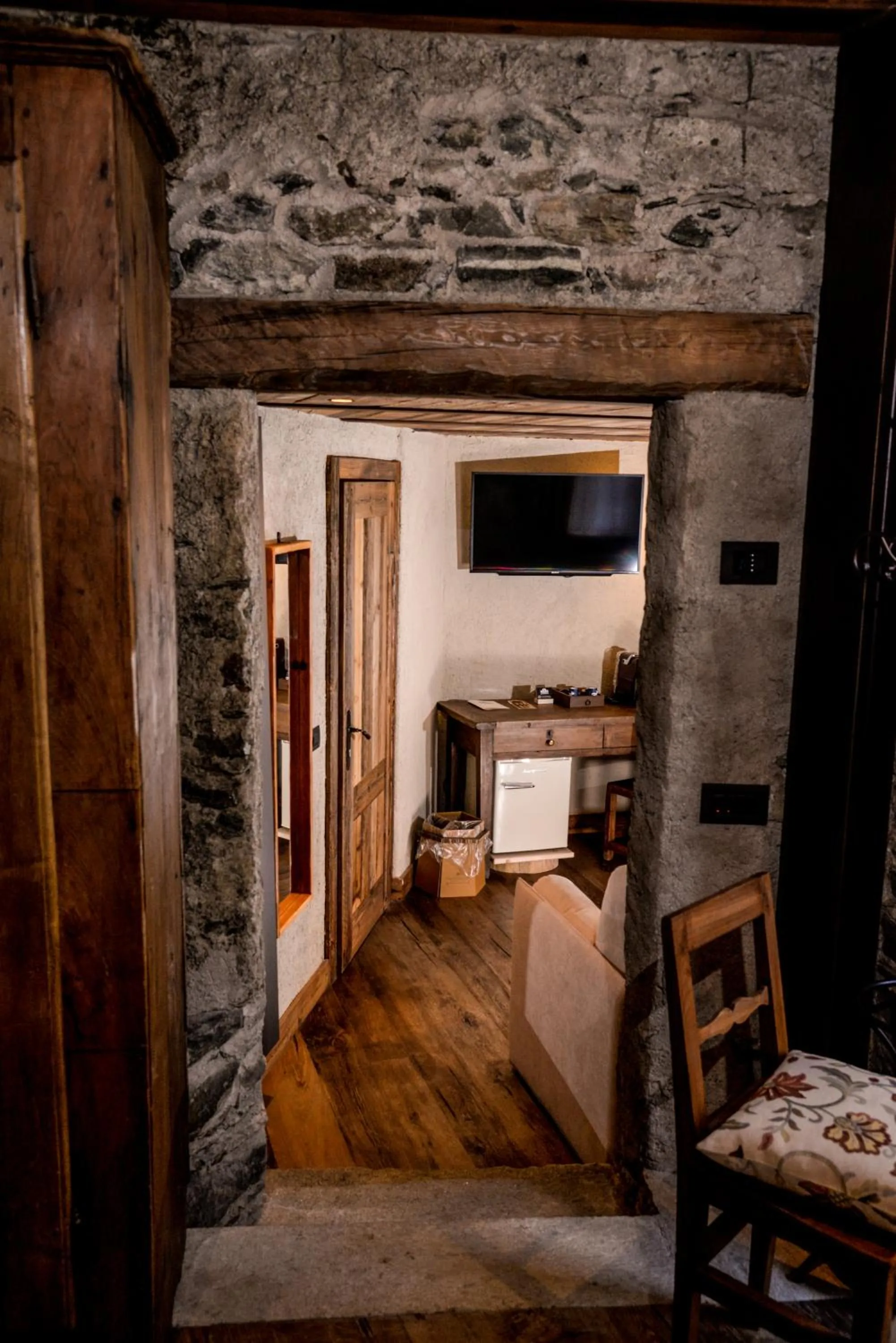 Bed in Hotel Du Grand Paradis - 1899 Auberge Boutique