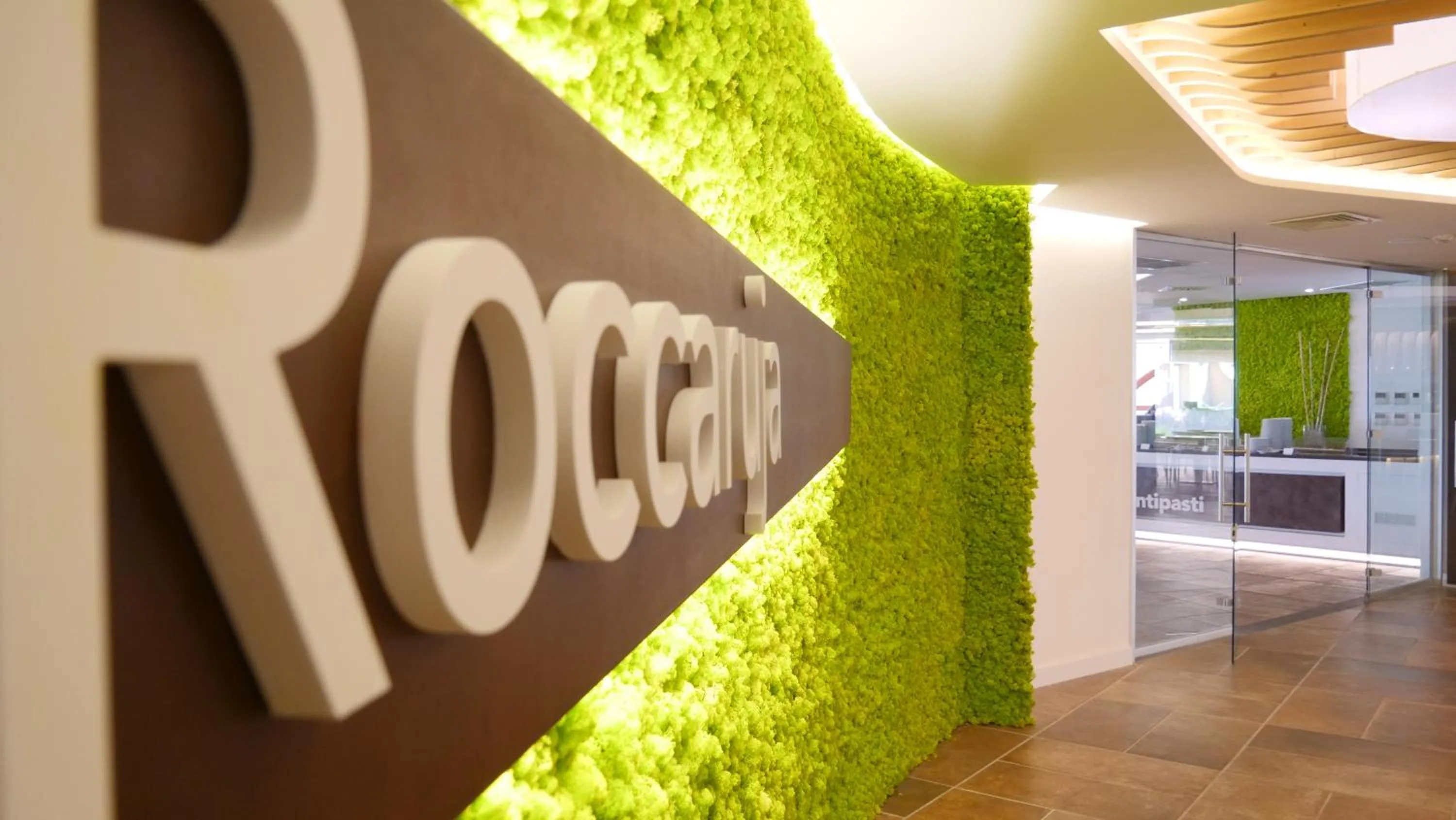 Property logo or sign in Club Esse Roccaruja