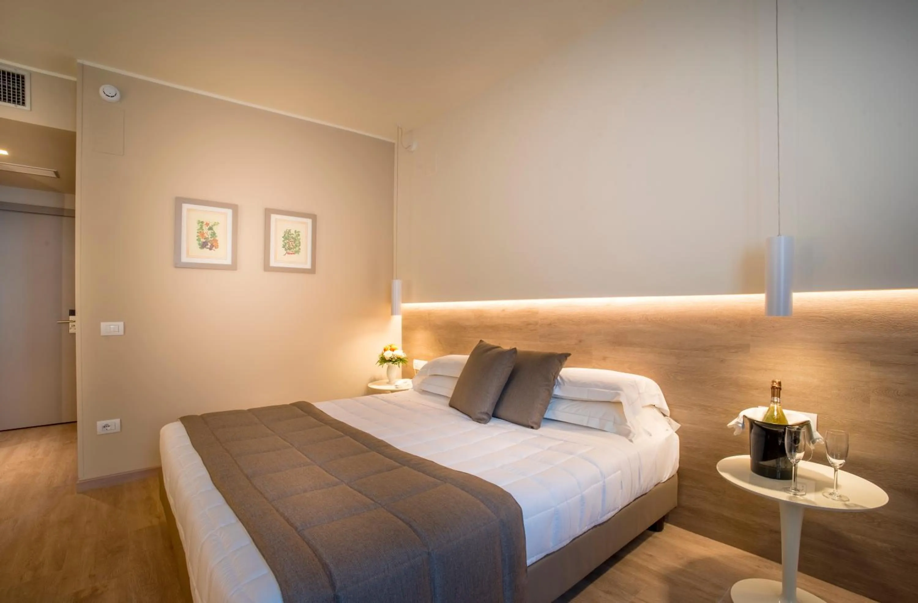 Bed in Guesia Village Hotel e Spa