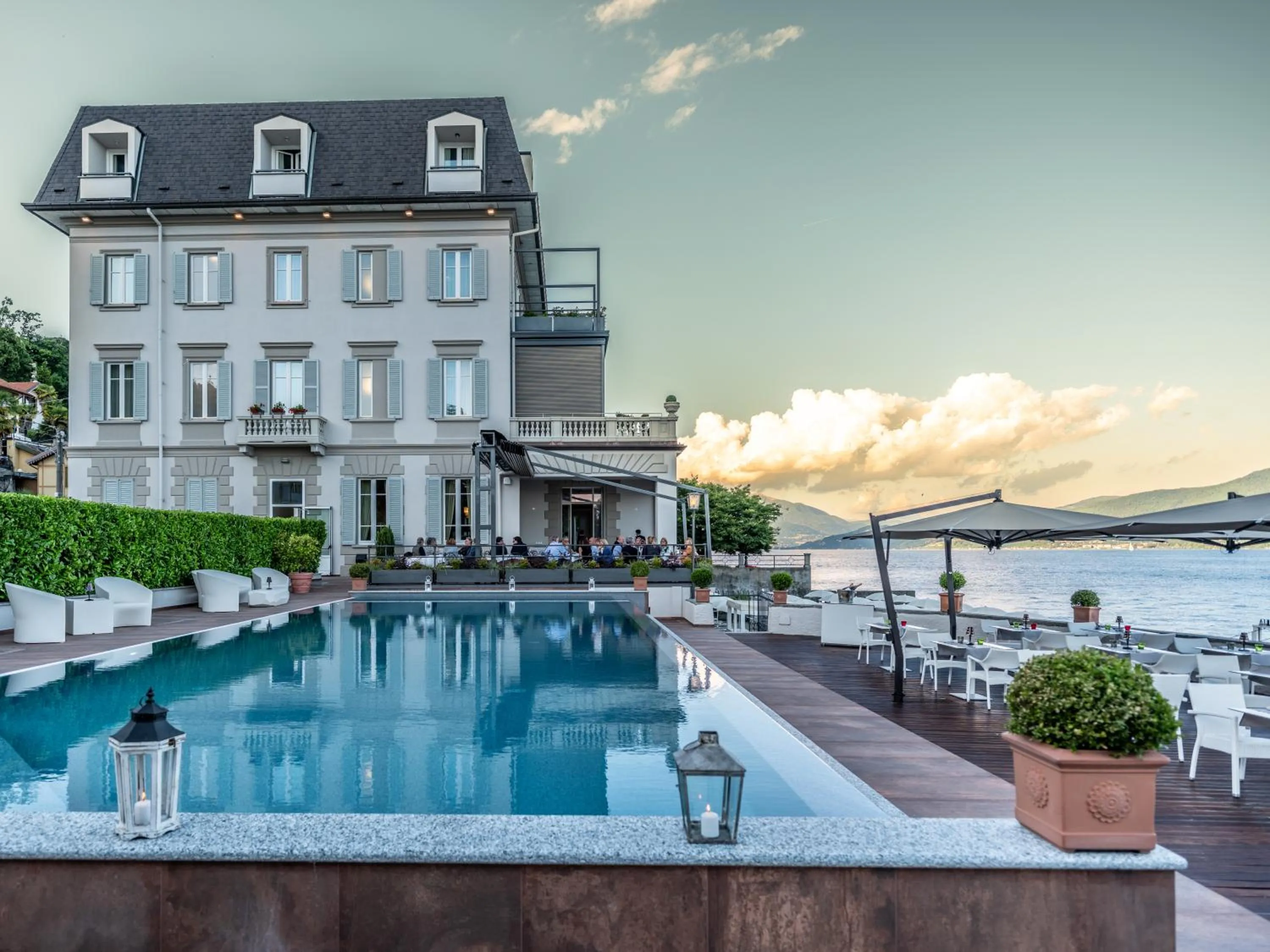 Swimming pool in Hotel Ghiffa
