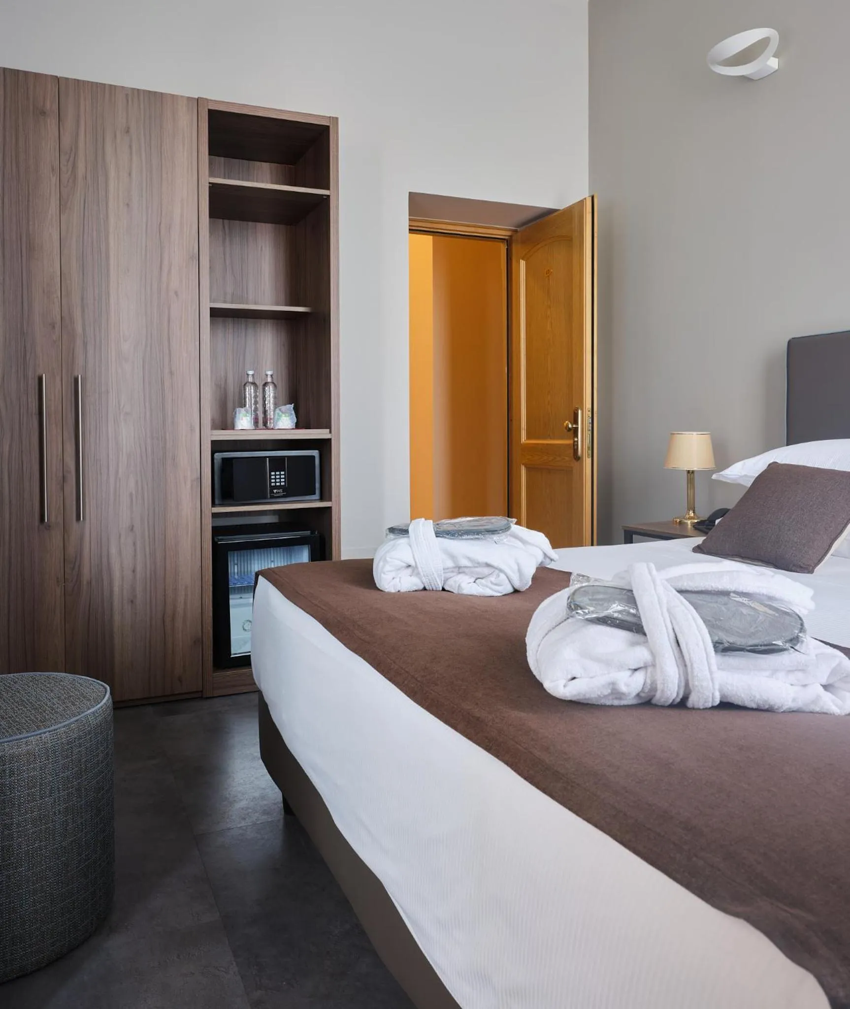 Bedroom, Bed in Hotel Ghiffa