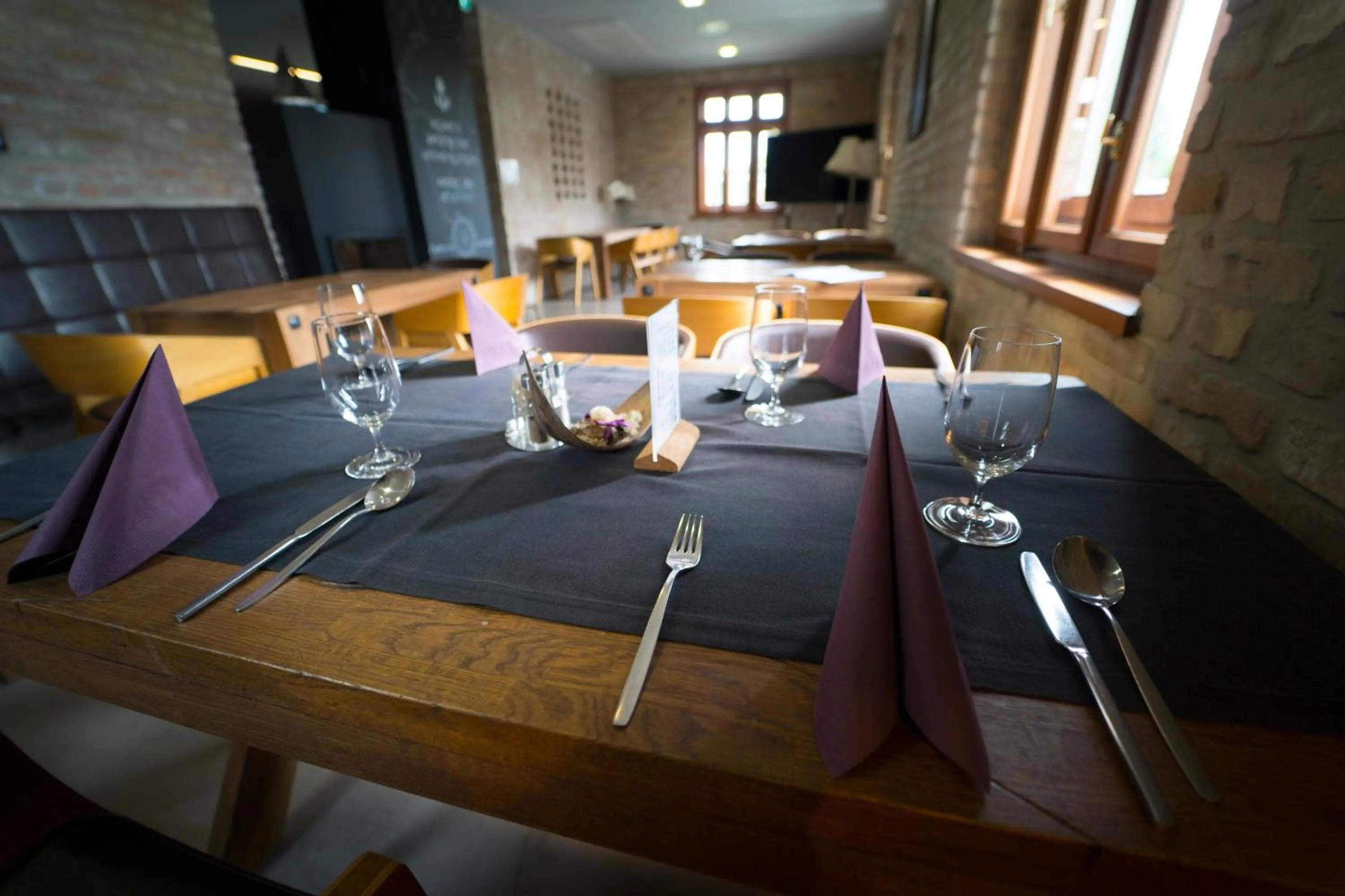 Fenyves Yacht Club Superior