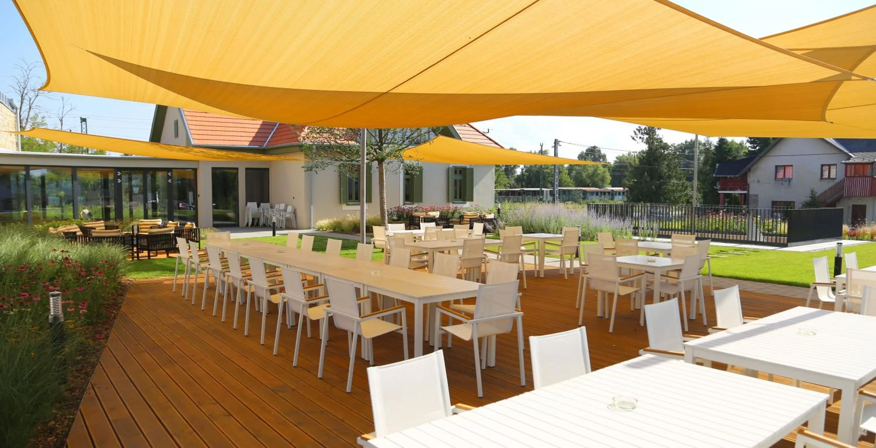 Patio in Fenyves Yacht Club Superior