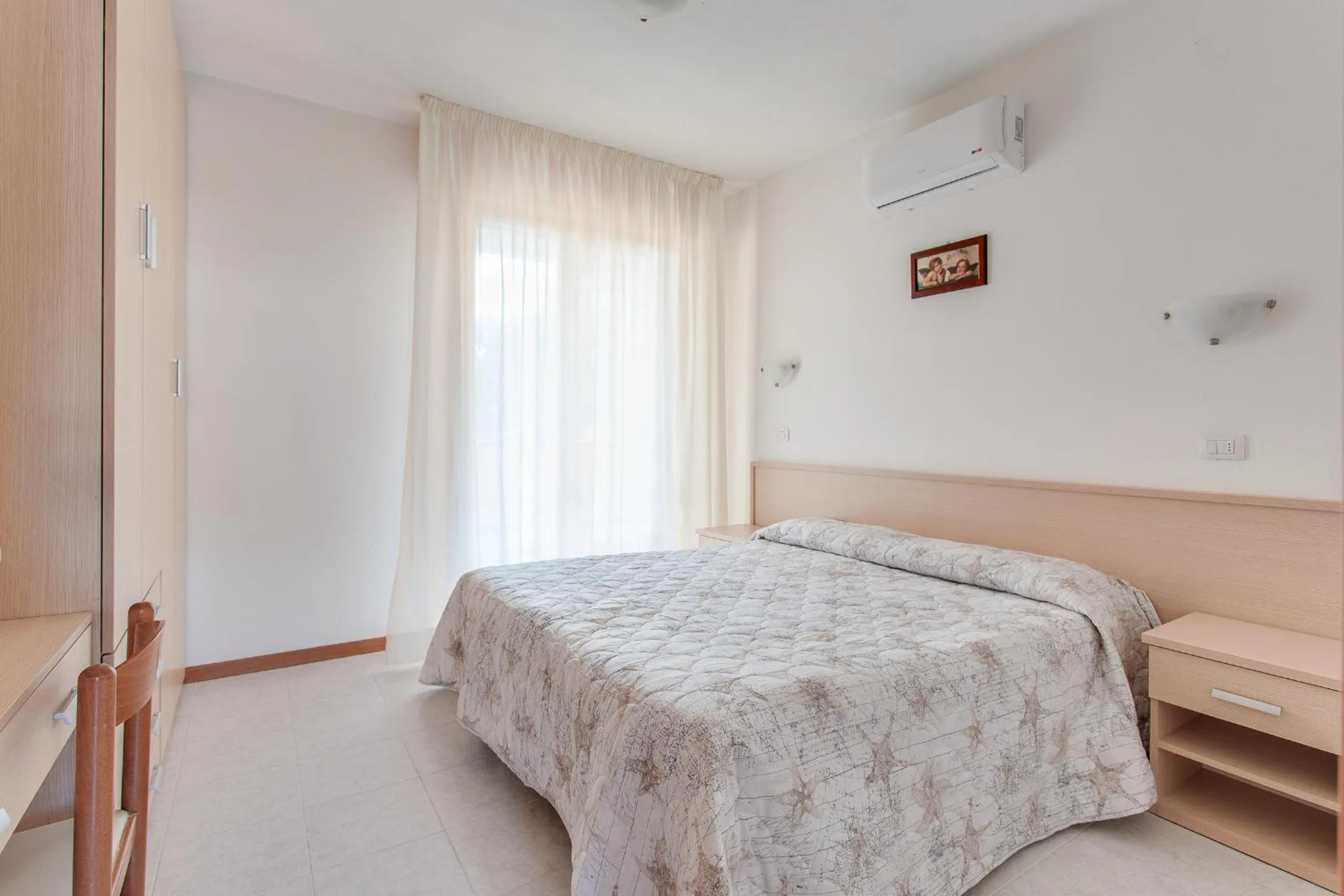 Bed in Aparthotel Costa Paradiso