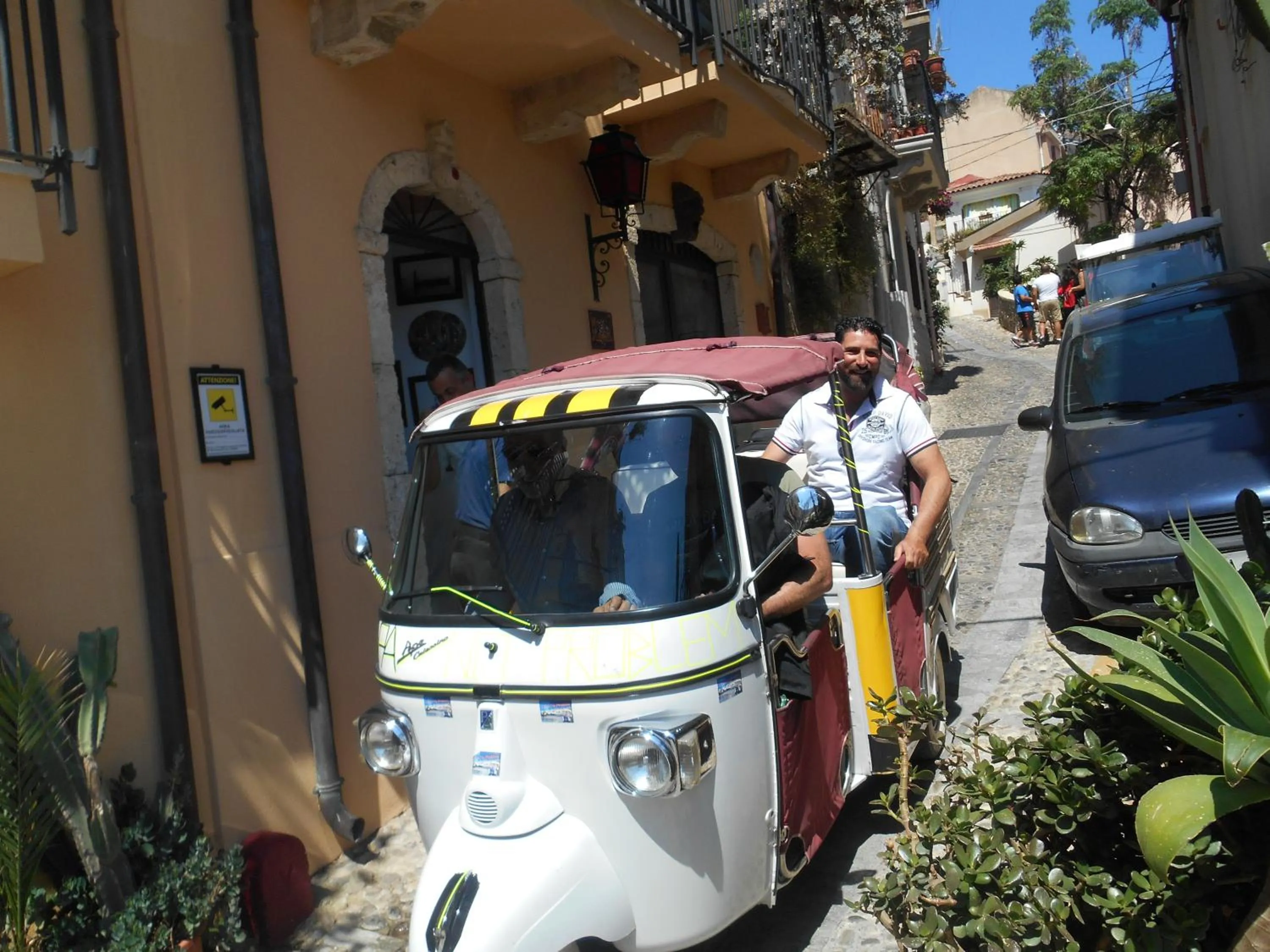 group of guests in La Locandiera affittacamere
