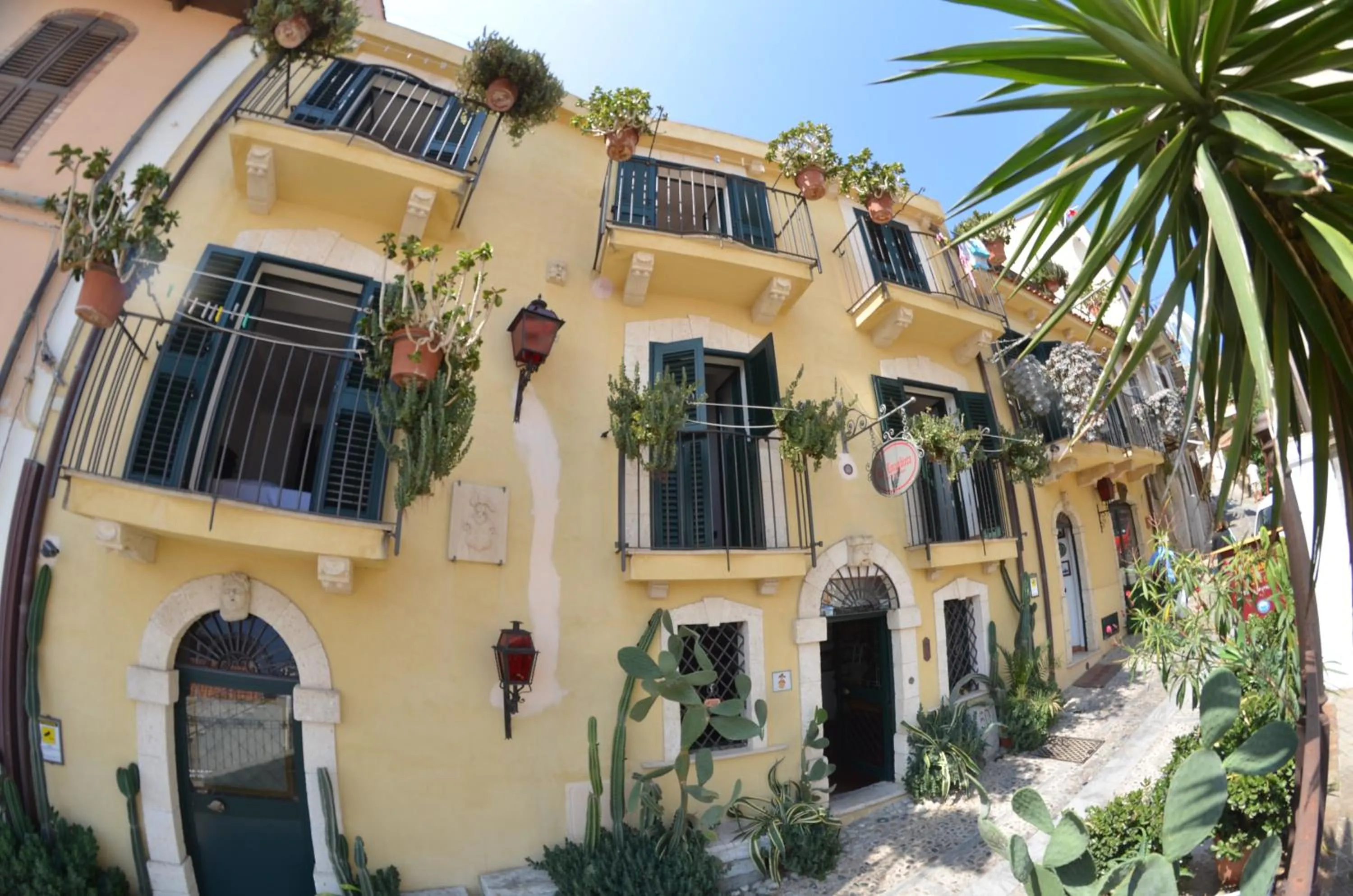 Property building in La Locandiera affittacamere