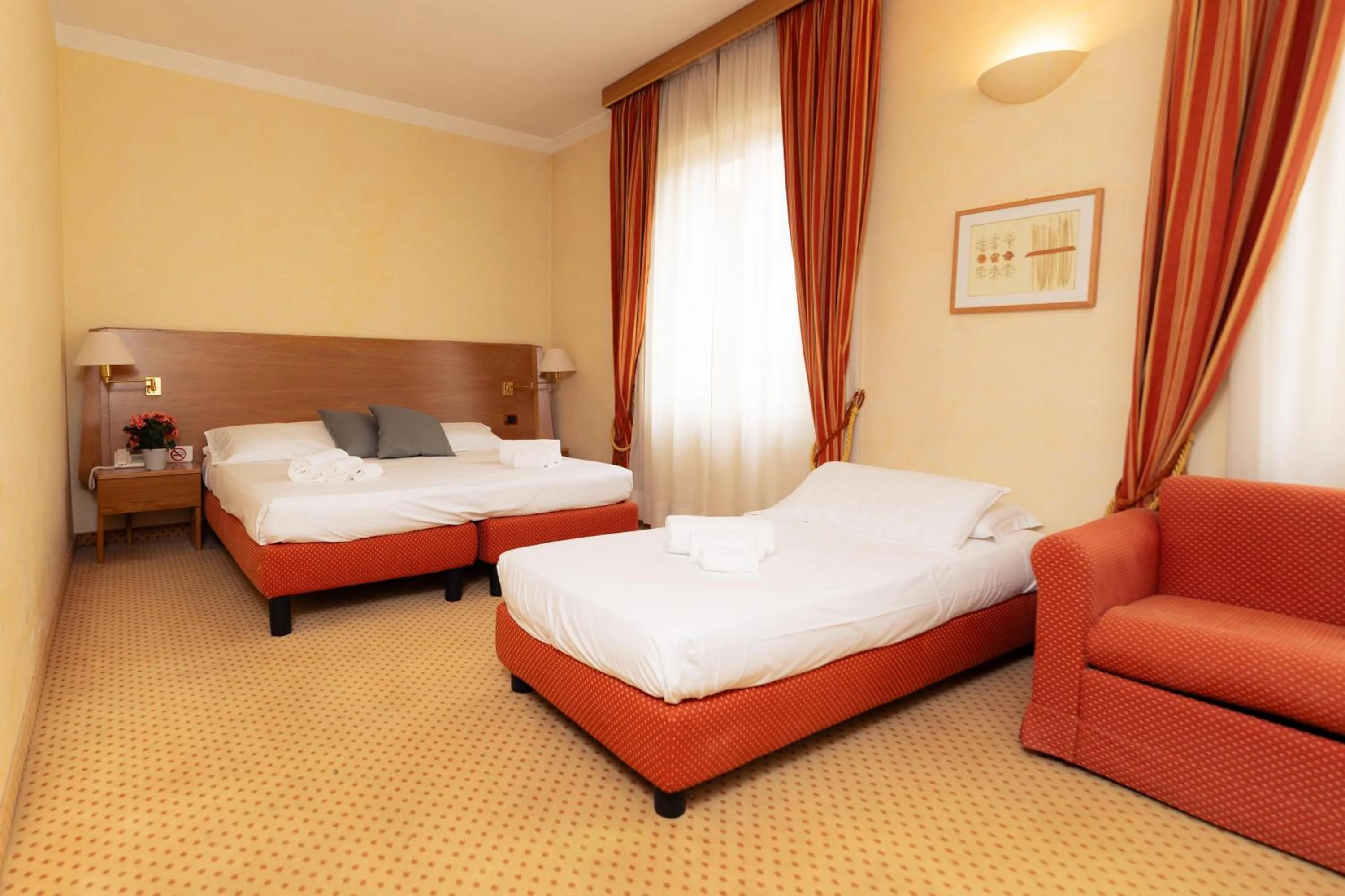 Photo of the whole room, Bed in Hotel San Pancrazio