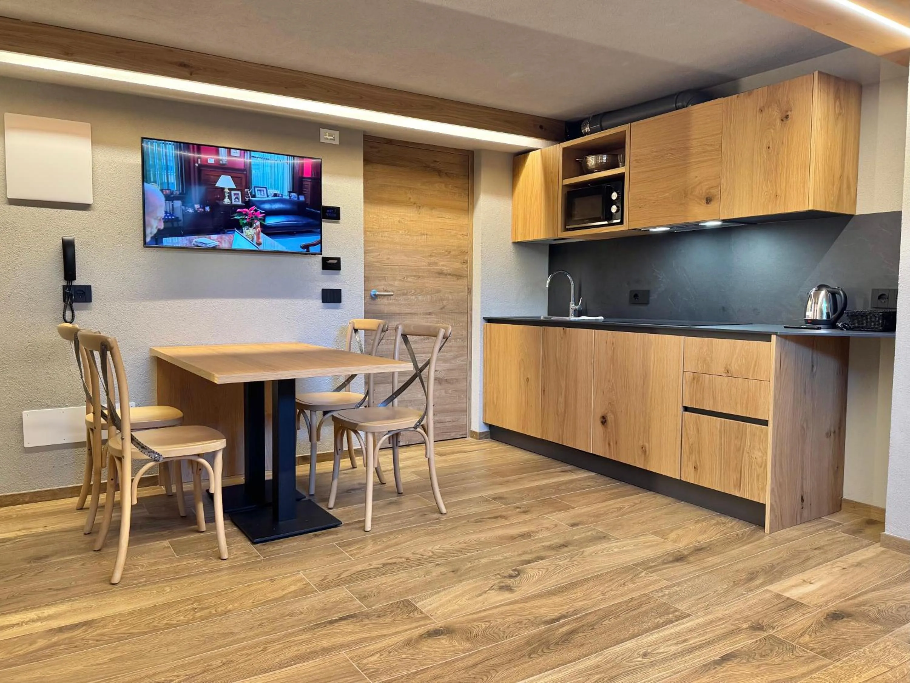 TV and multimedia in Hotel Galli's - Centro