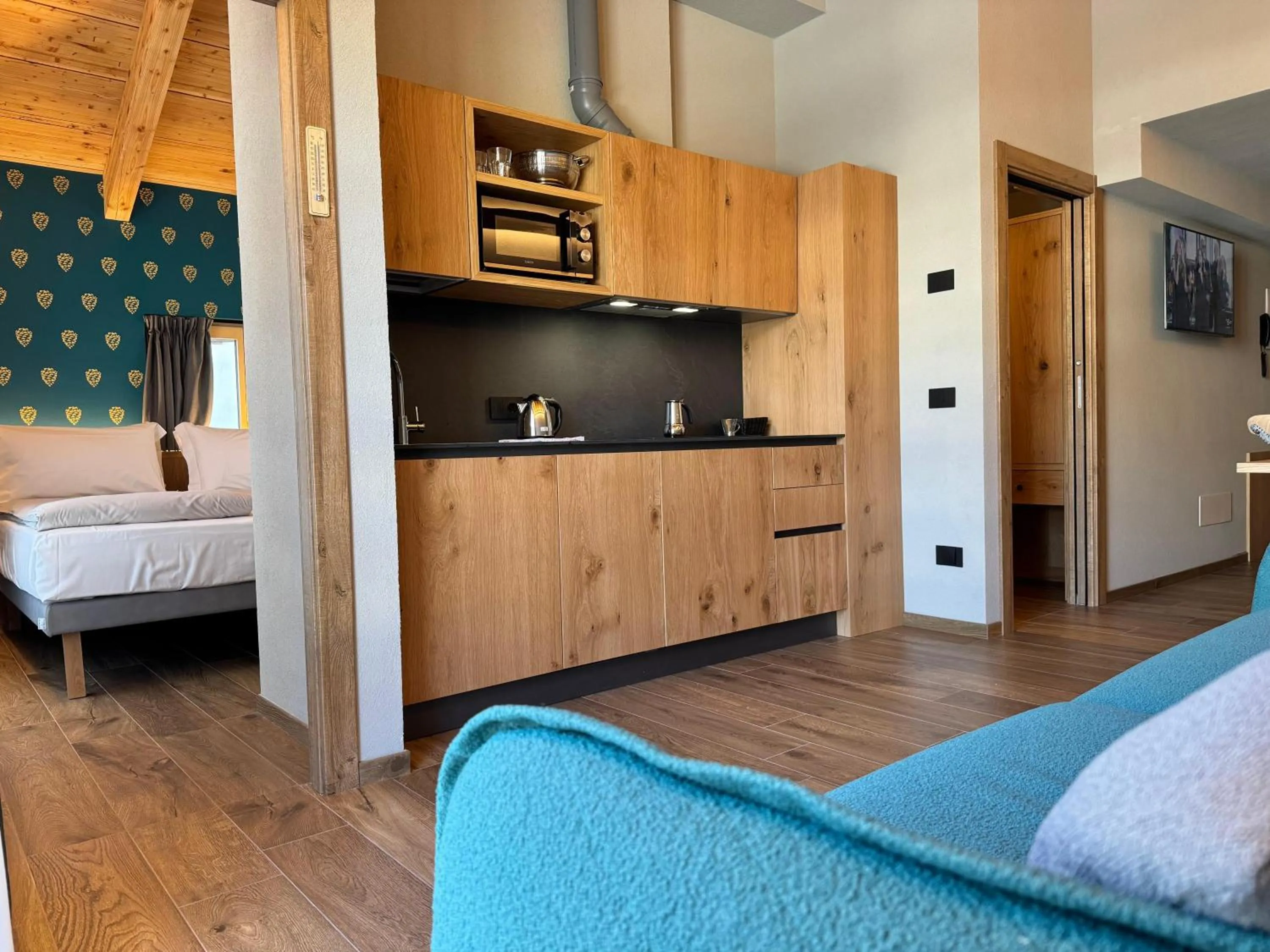 Kitchen or kitchenette, Bed in Hotel Galli's - Centro