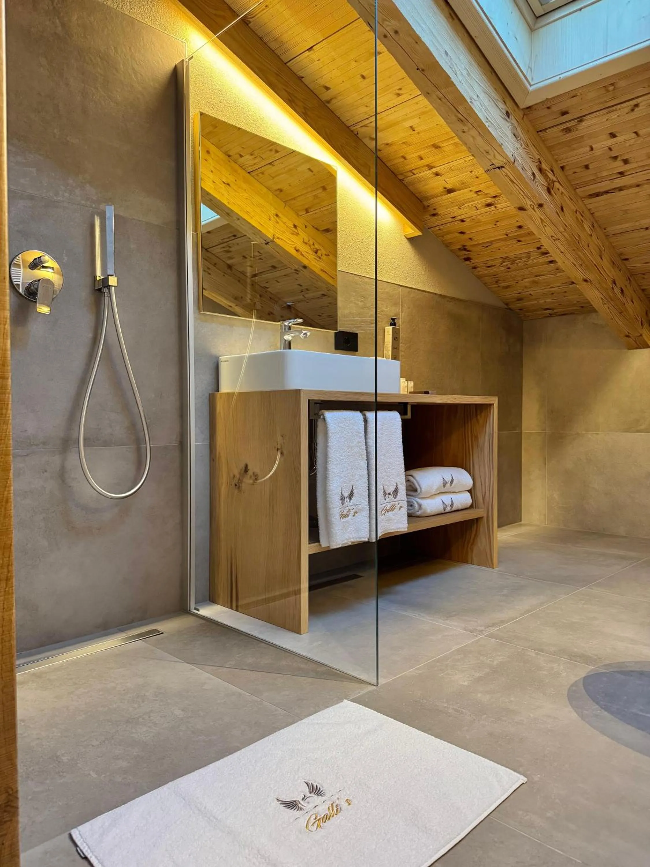 Shower in Hotel Galli's - Centro