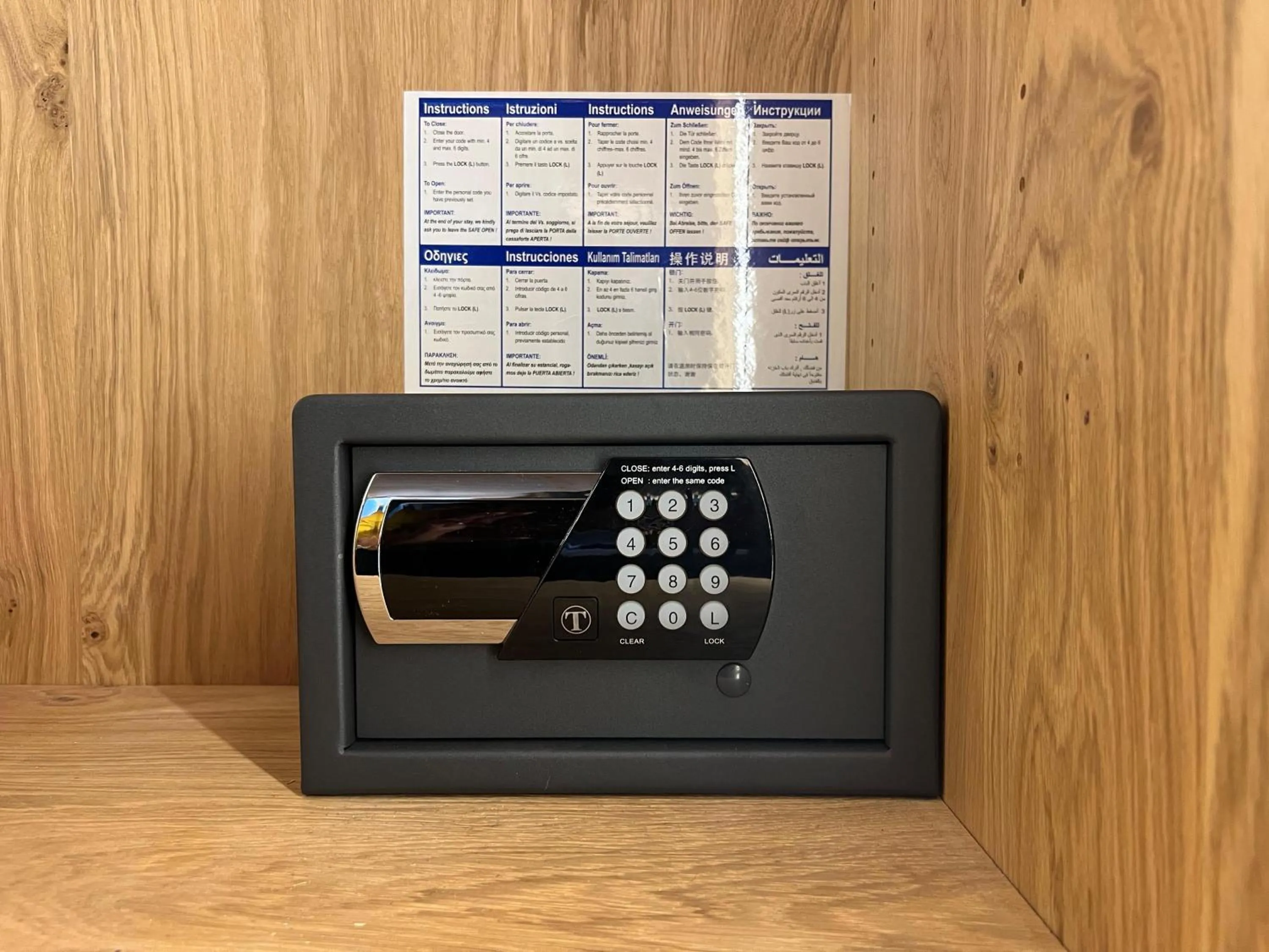 safe in Hotel Galli's - Centro