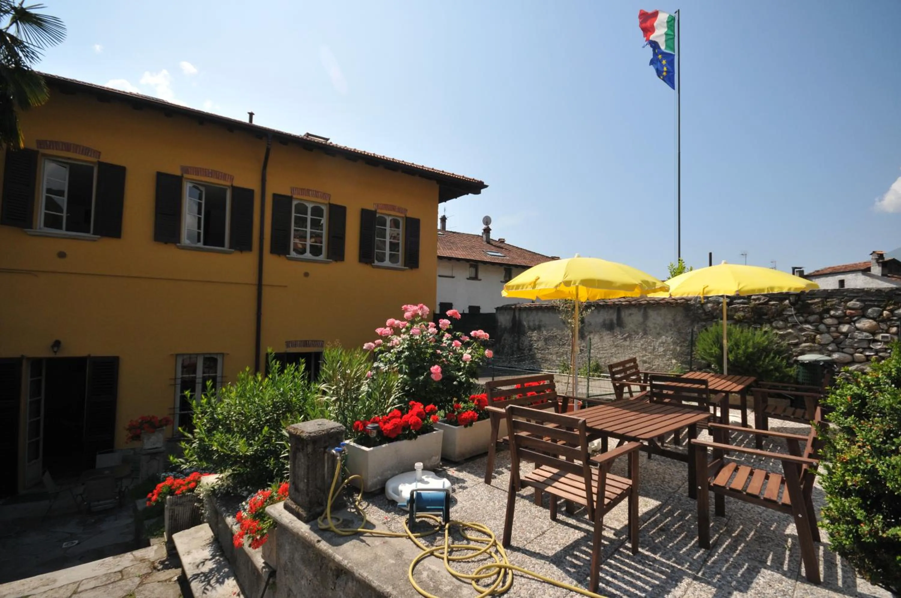 Garden in VILLA VINICIA, pool, jacuzzi, airco