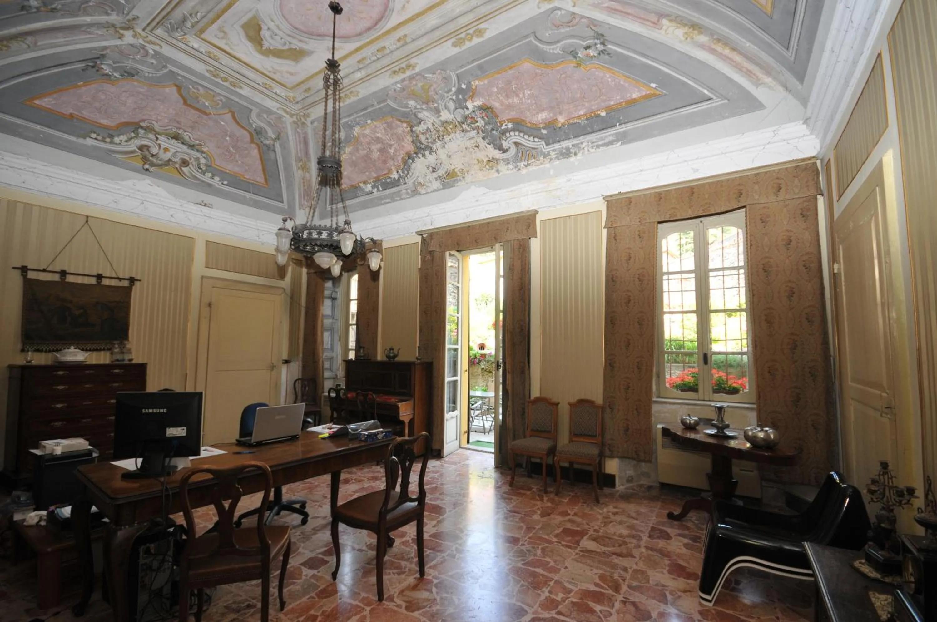 Lobby or reception in VILLA VINICIA, pool, jacuzzi, airco