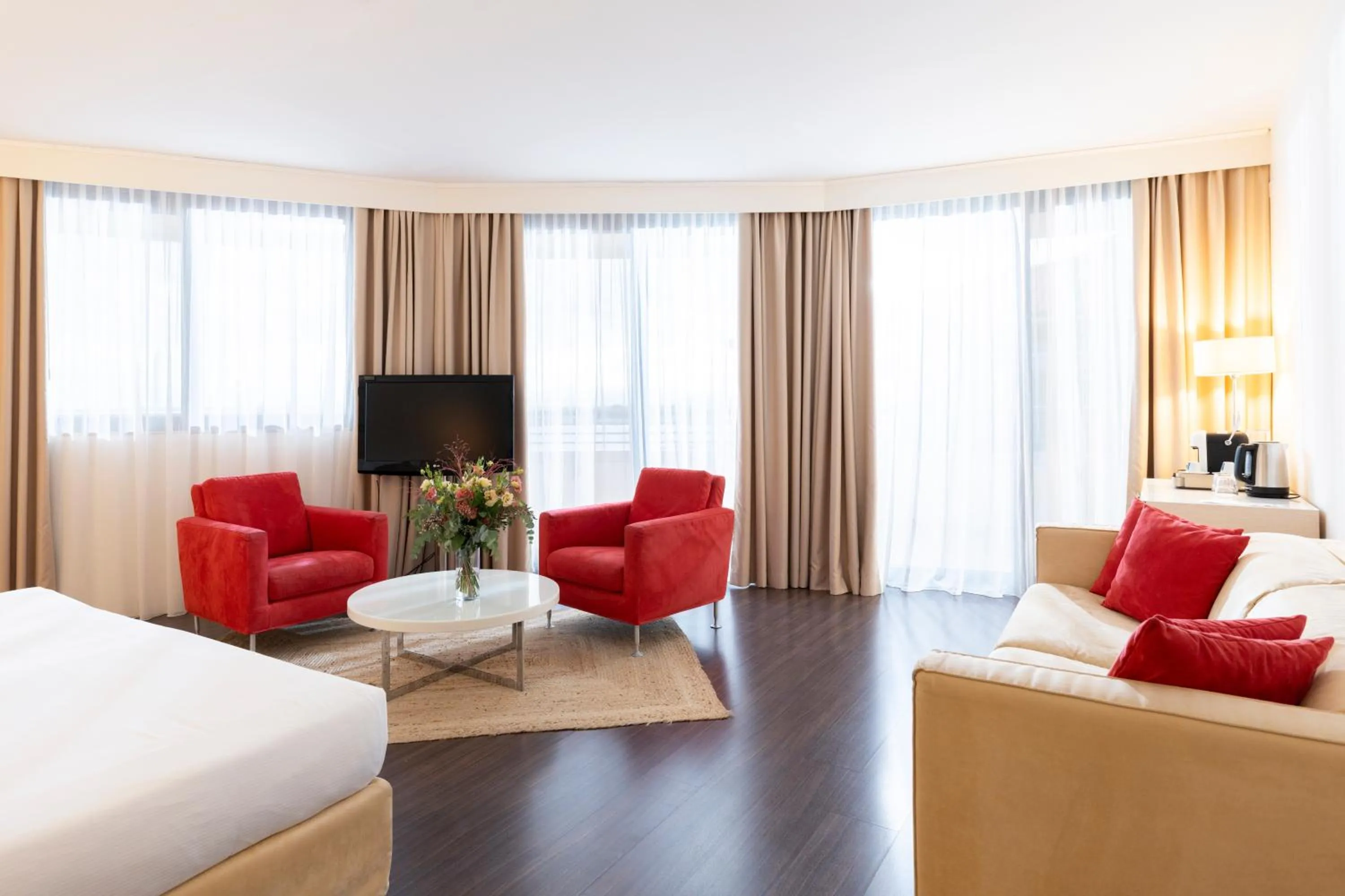 TV and multimedia, Bed in Laguna Palace Hotel Grado