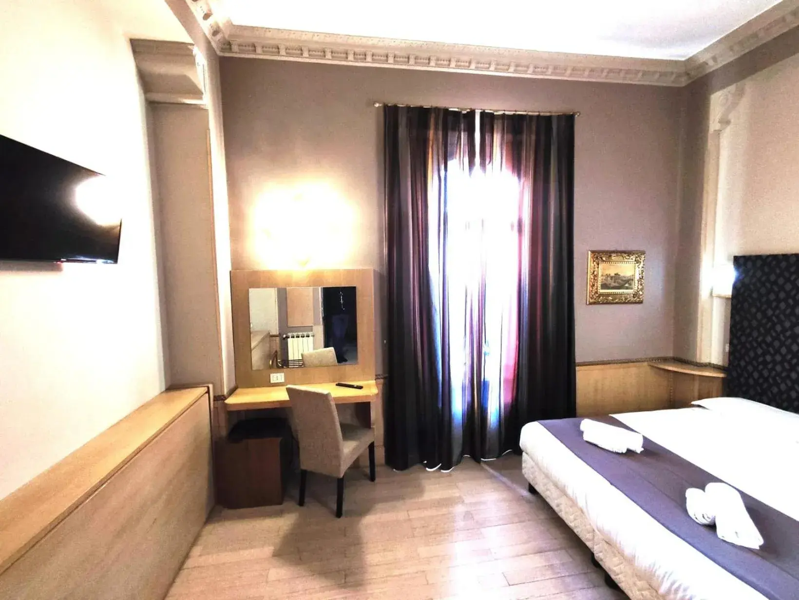 Photo of the whole room, Bed in Hotel Nardizzi Americana Photo of the whole room, Bed in Hotel Nardizzi Americana