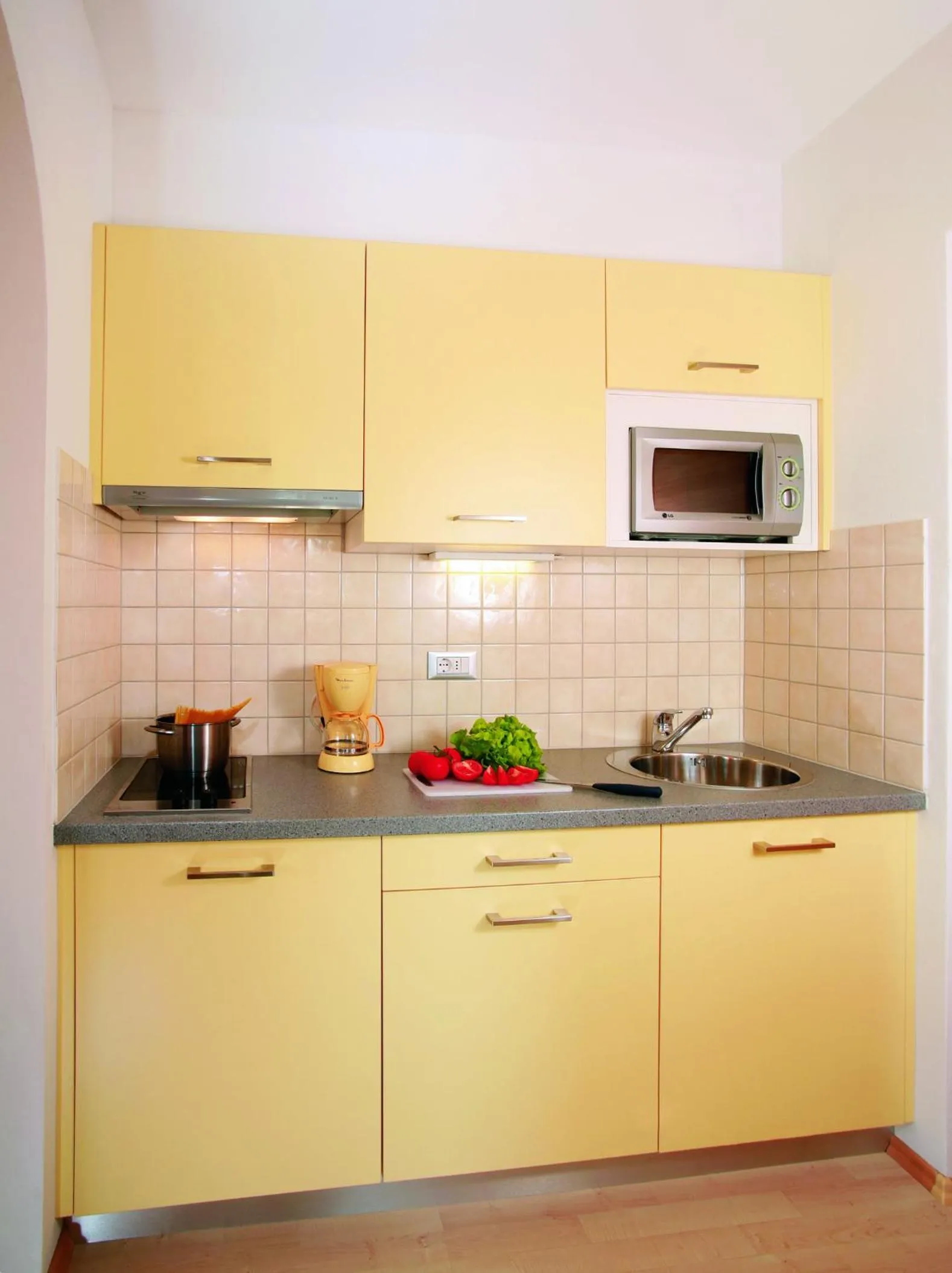 Kitchen or kitchenette in Hotel Haselried