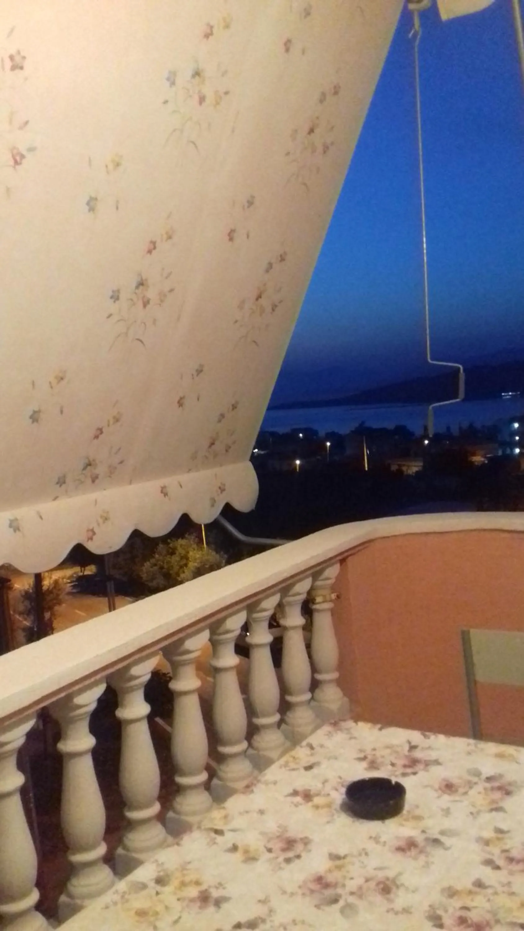 Night in Vila Florand Sela