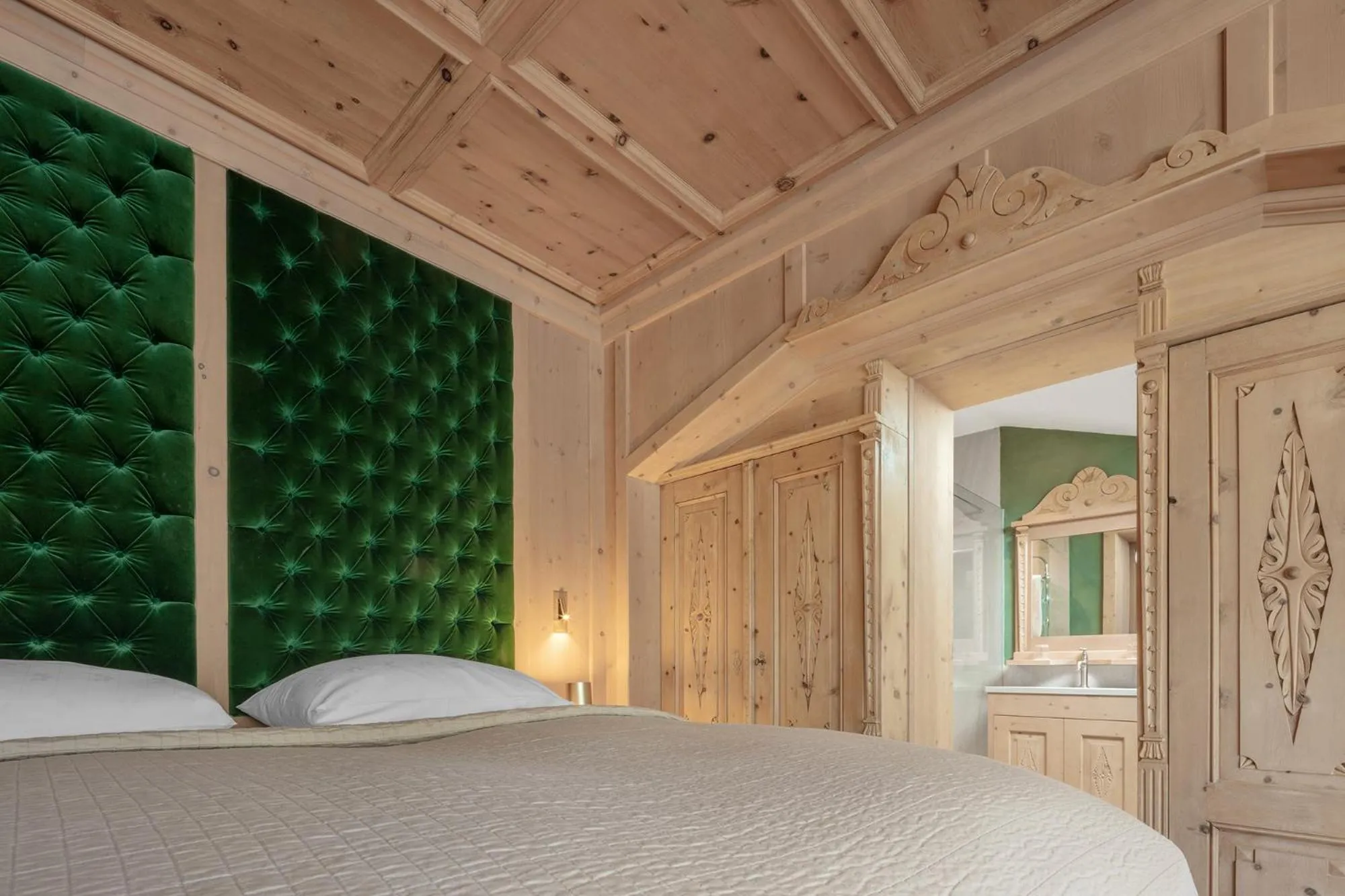 Bed in Hotel La Perla: The Leading Hotels of the World