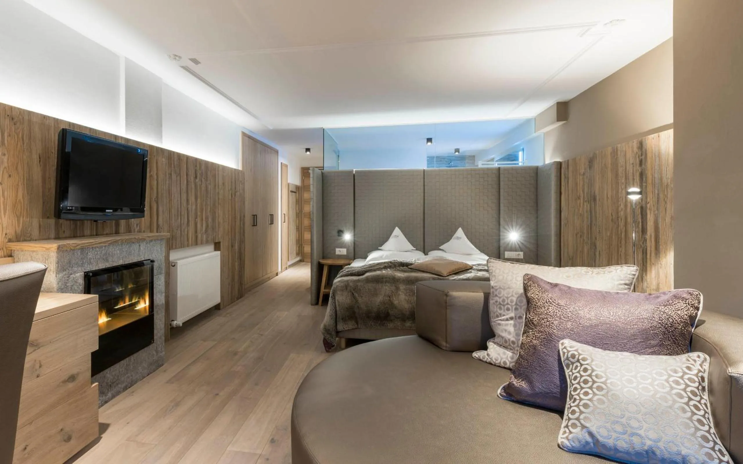 Bed in Stroblhof Active Family Spa Resort