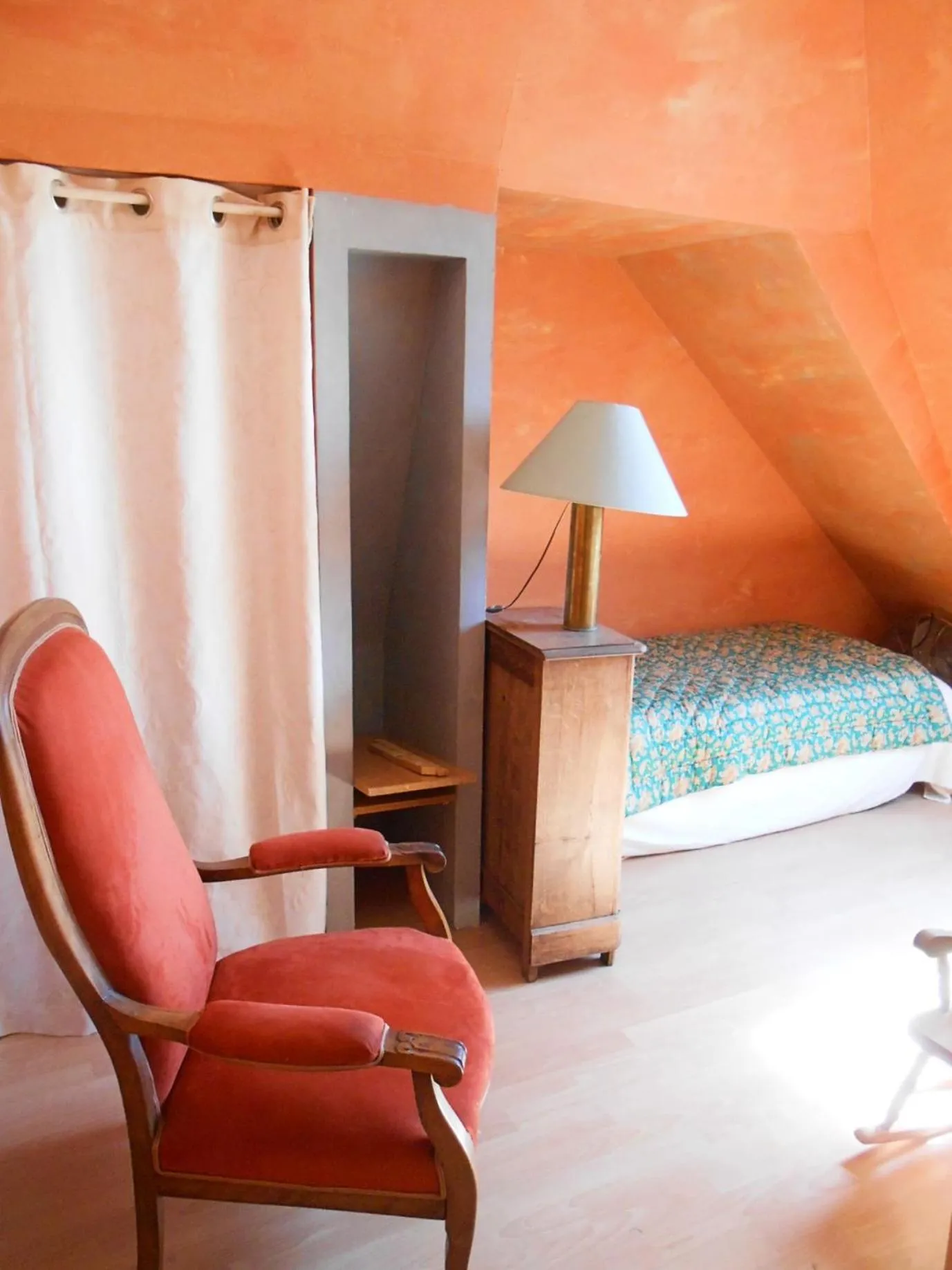 Photo of the whole room in Loge & Broc