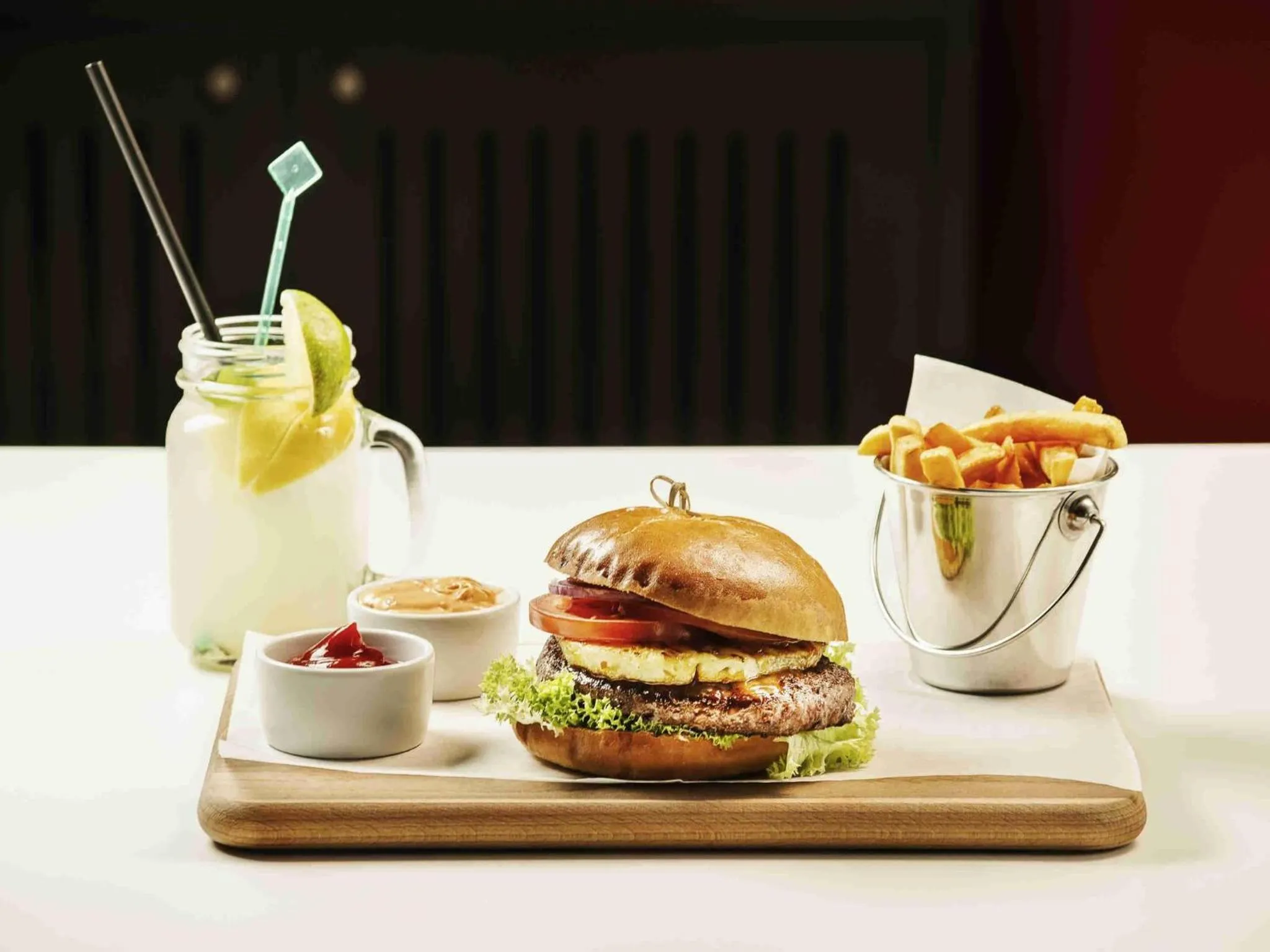 Restaurant/places to eat in Ibis Warszawa Ostrobramska