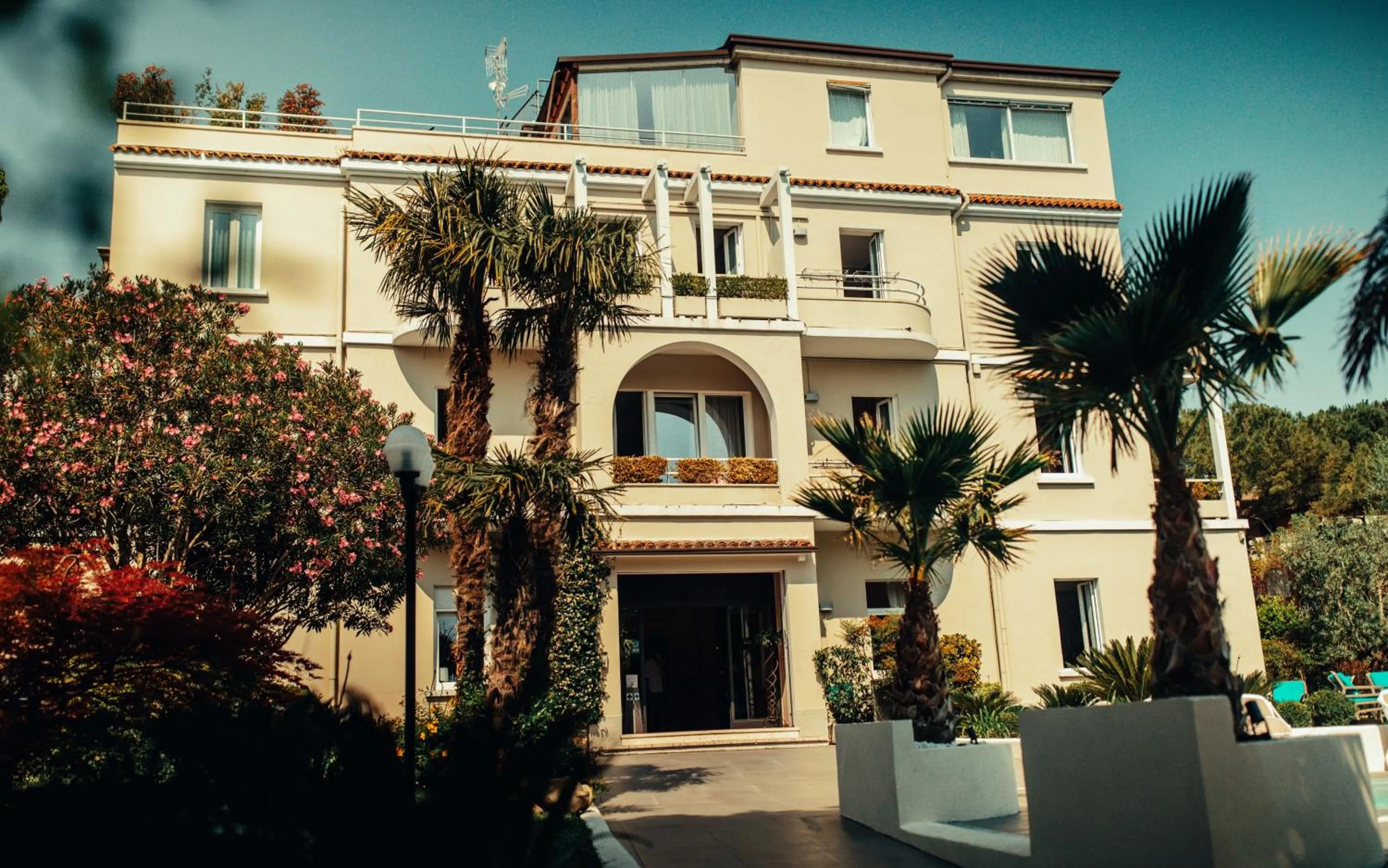 Property building in Hotel Benaco