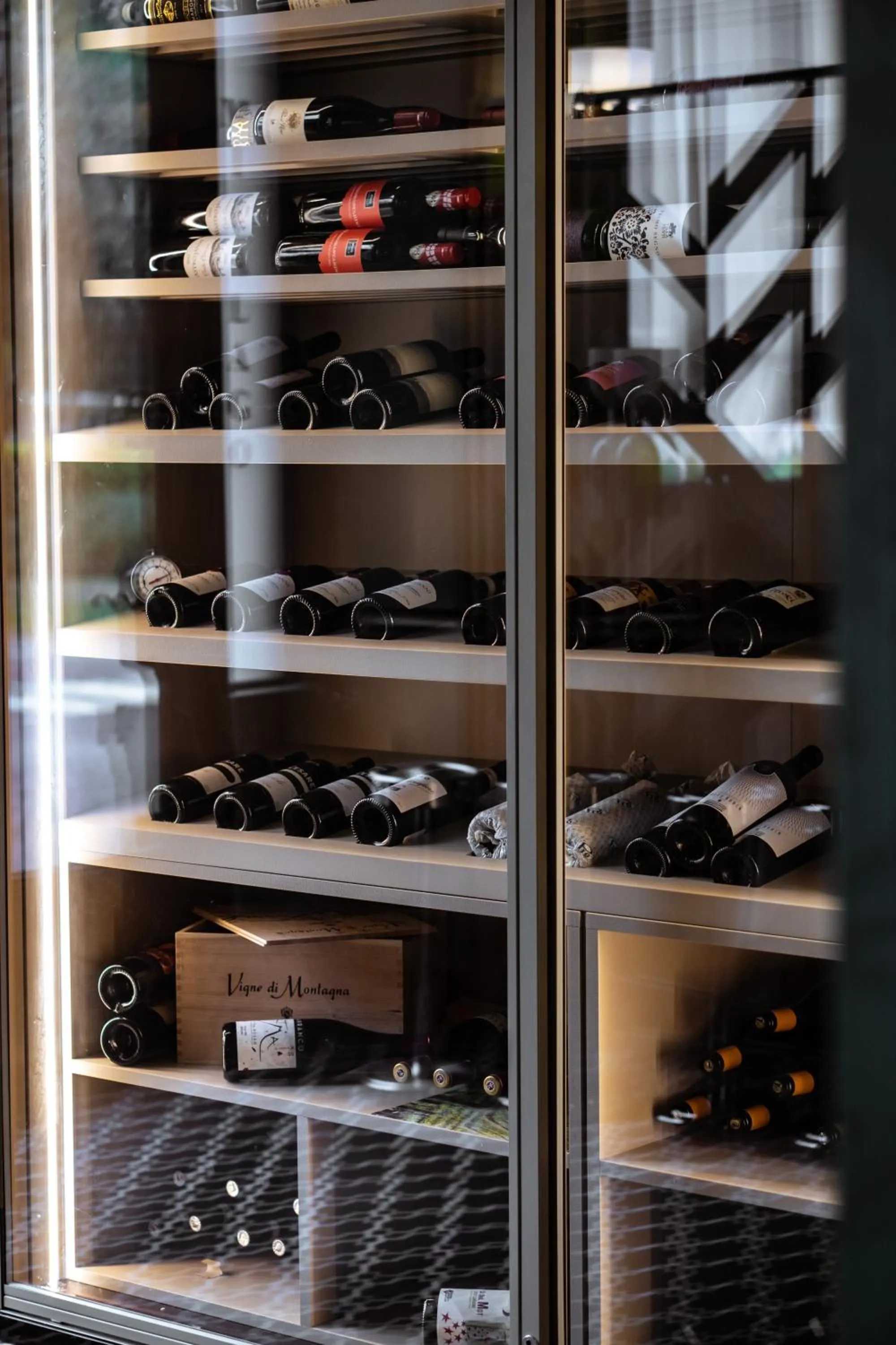 Restaurant/places to eat in Hotel Miralago